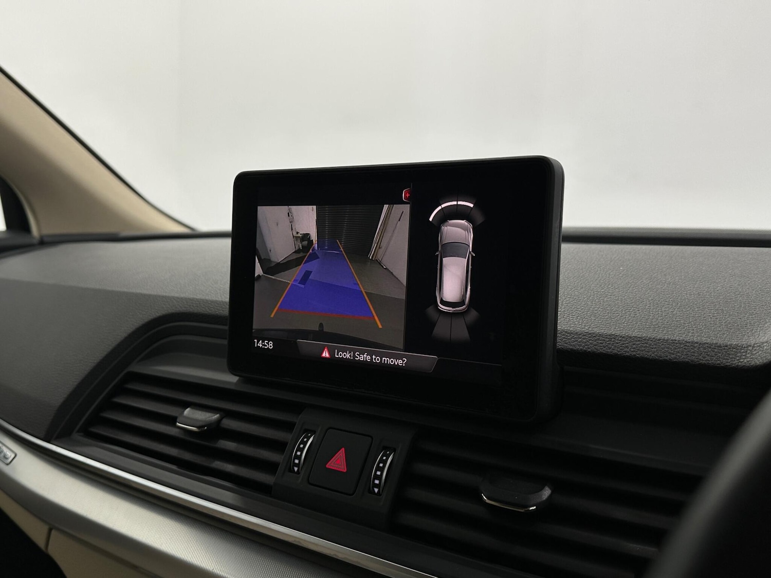 Used Audi Q5 2018 for sale - 76878567: Photo 24