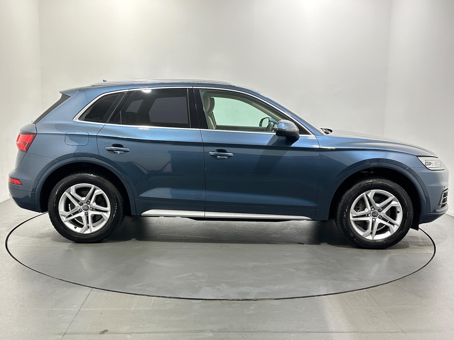 Used Audi Q5 2018 for sale - 76878567: Photo 9
