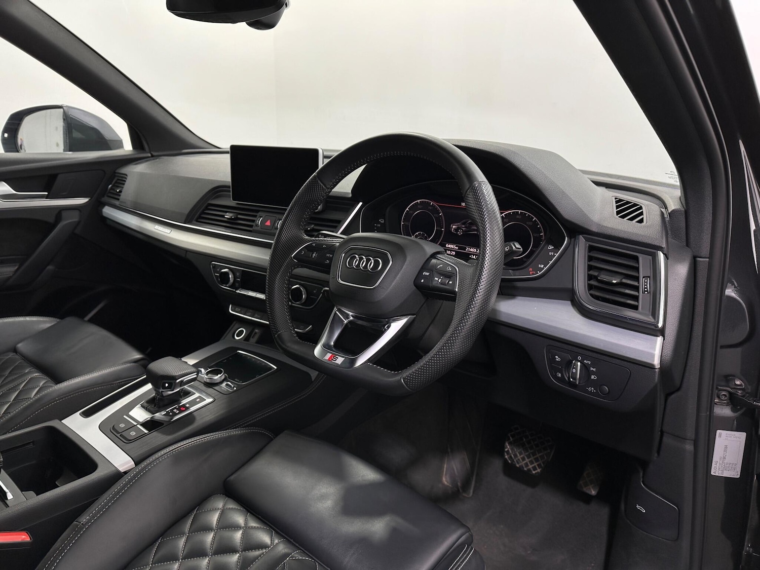 Used Audi Q5 2019 for sale - 76898865: Photo 10