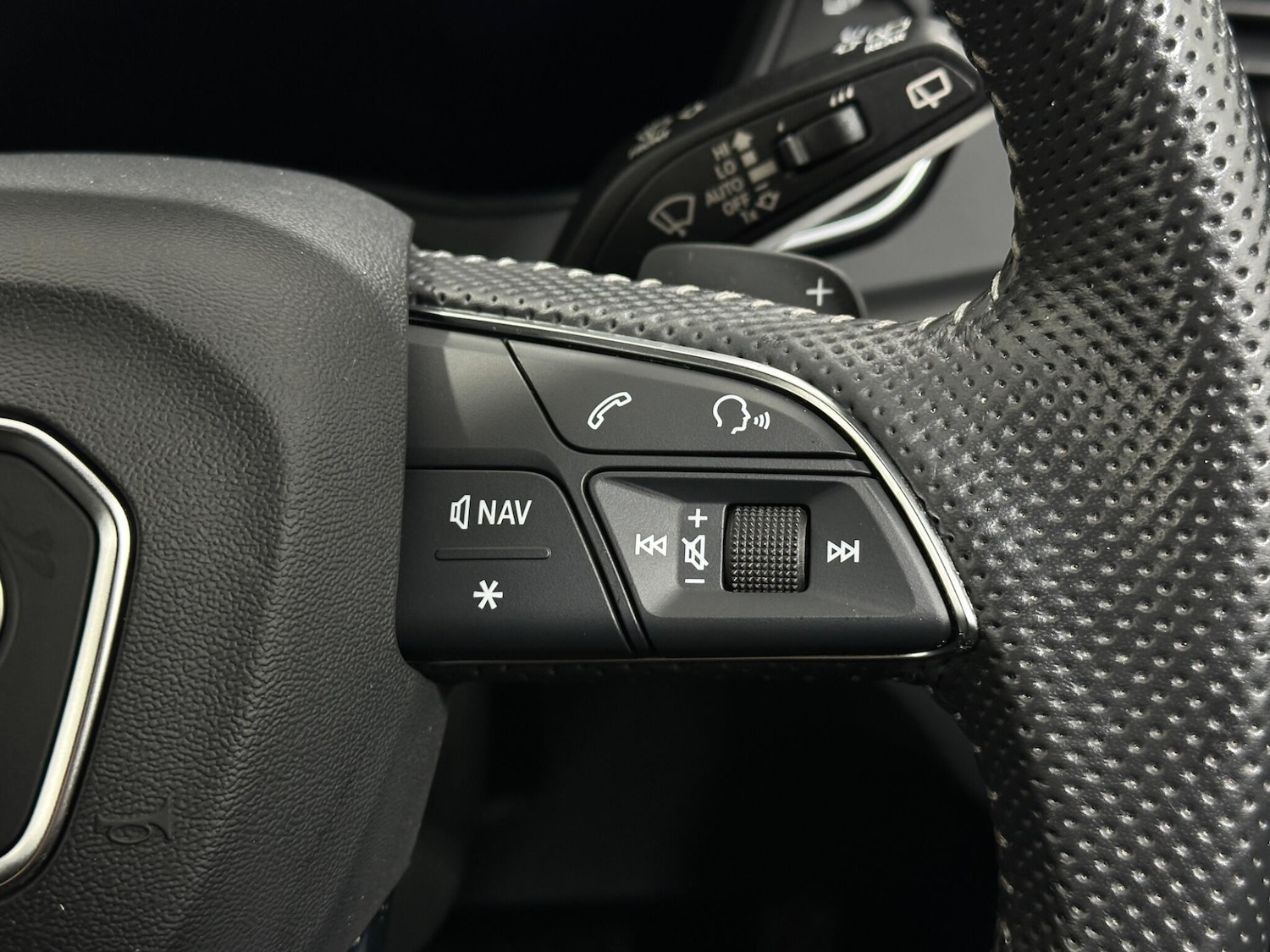 Used Audi Q5 2019 for sale - 76898865: Photo 15