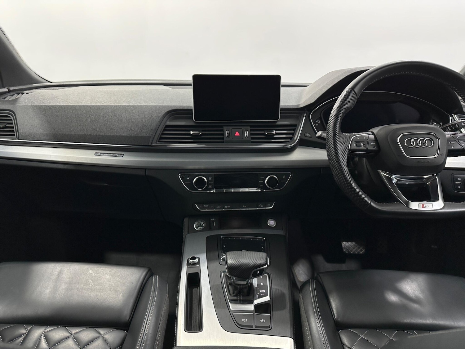 Used Audi Q5 2019 for sale - 76898865: Photo 19