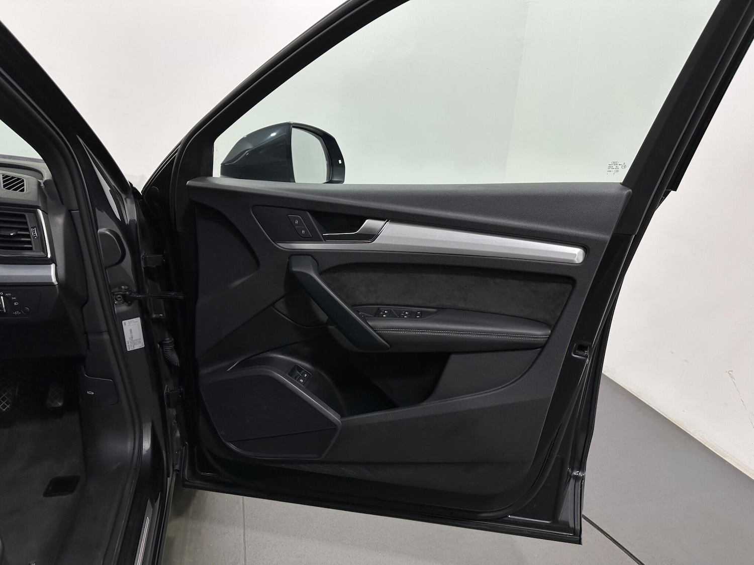 Used Audi Q5 2019 for sale - 76898865: Photo 33