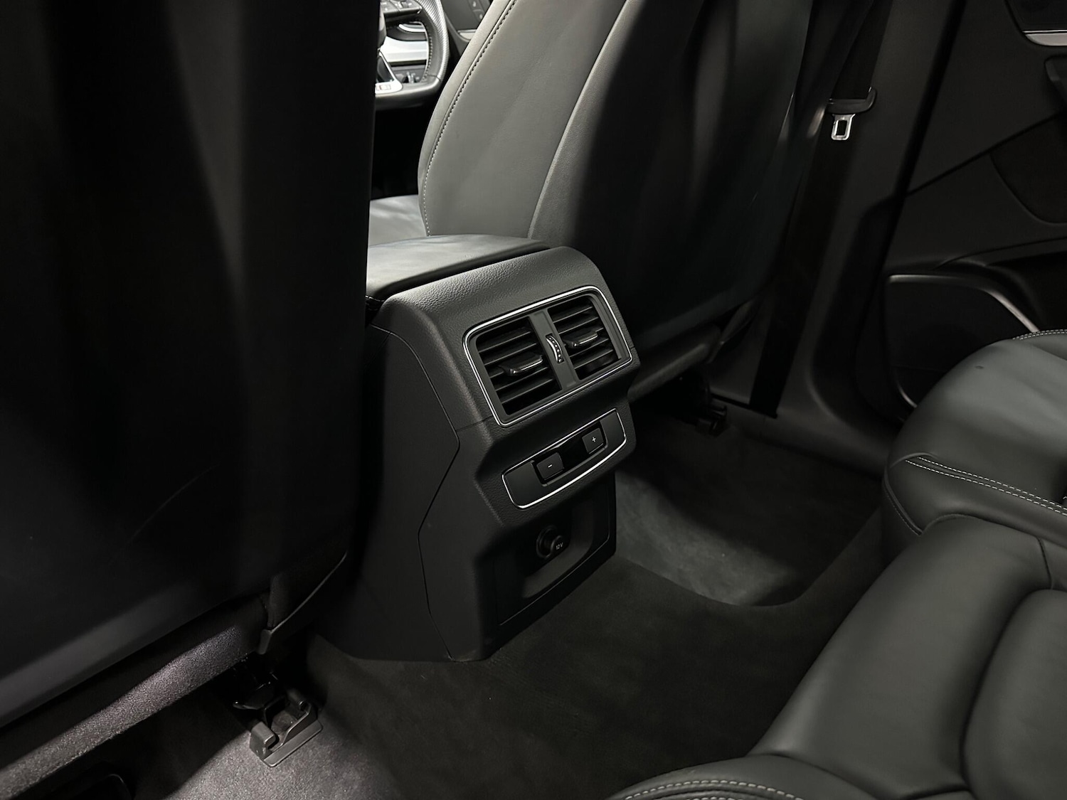 Used Audi Q5 2019 for sale - 76898865: Photo 38