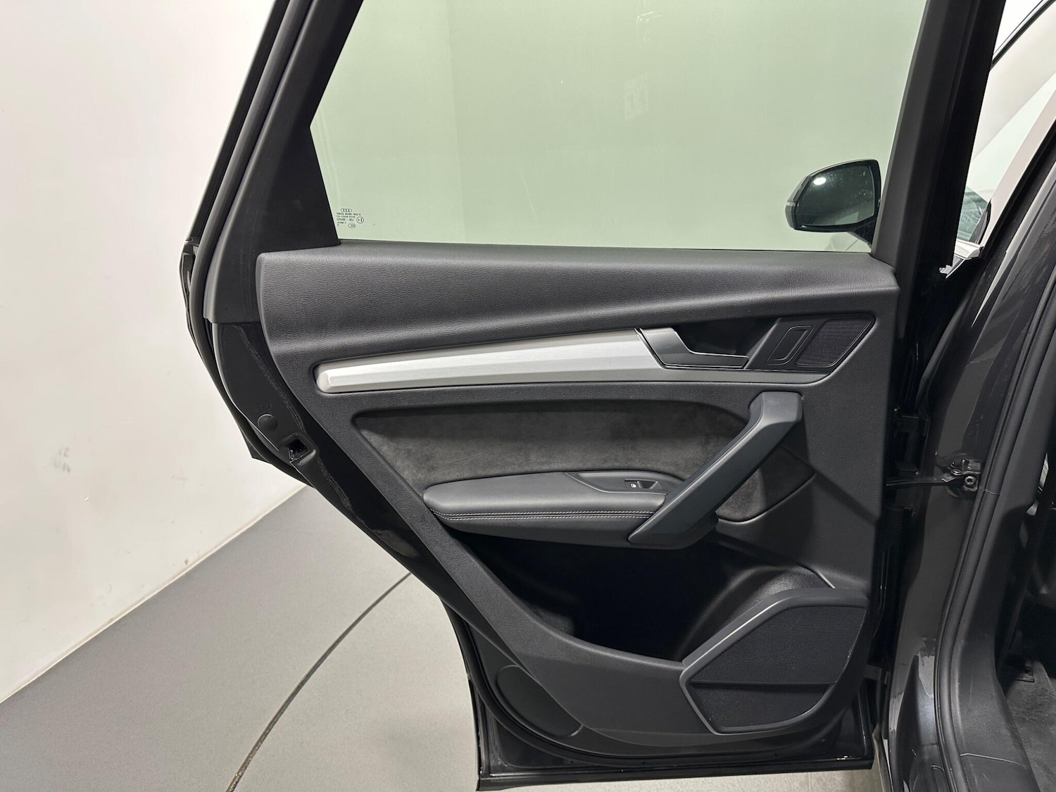 Used Audi Q5 2019 for sale - 76898865: Photo 40