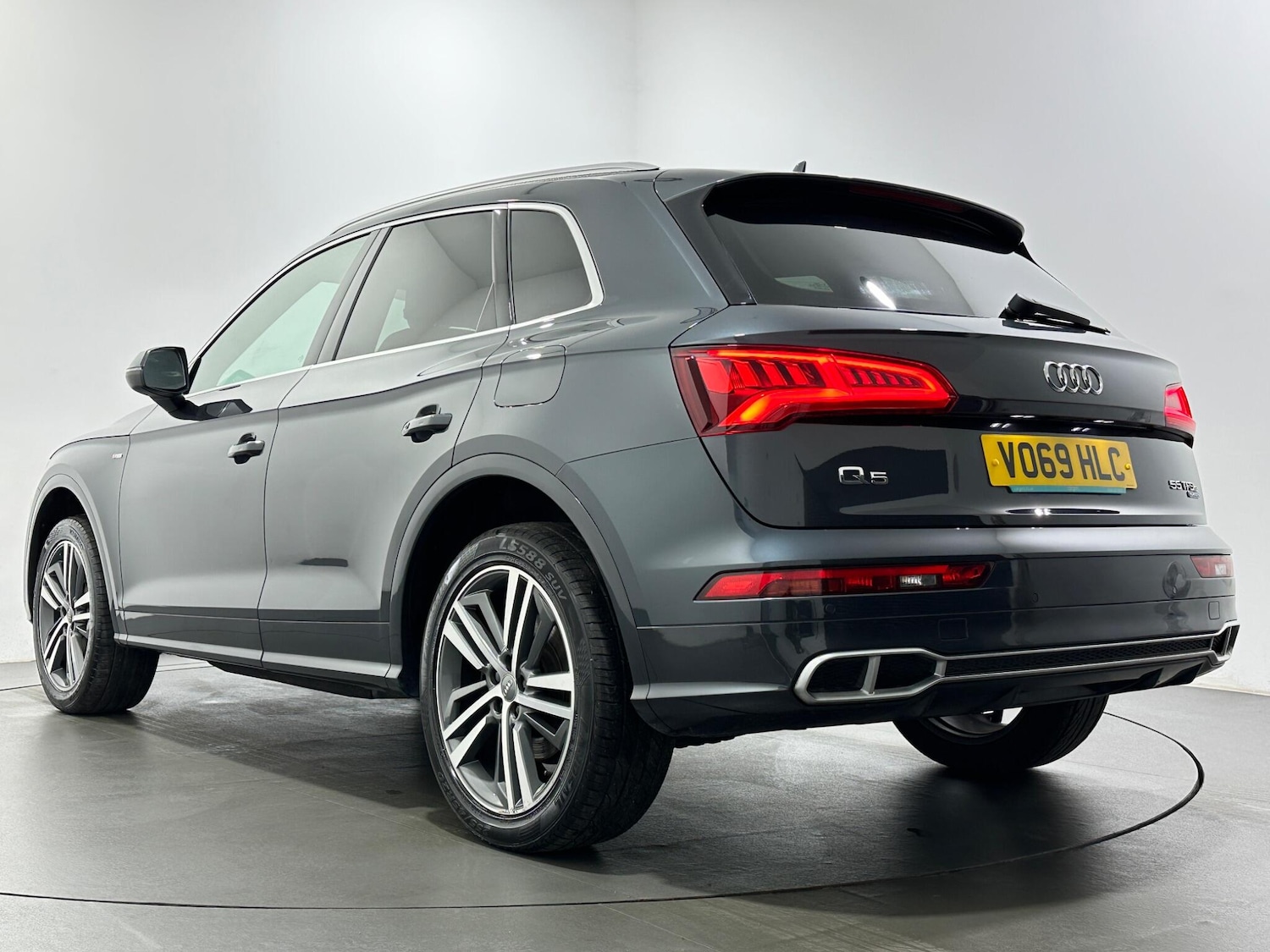 Used Audi Q5 2019 for sale - 76898865: Photo 49