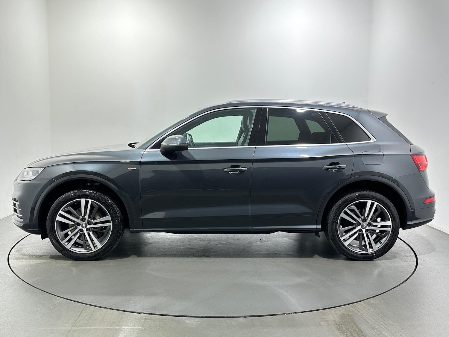 Used Audi Q5 2019 for sale - 76898865: Photo 5
