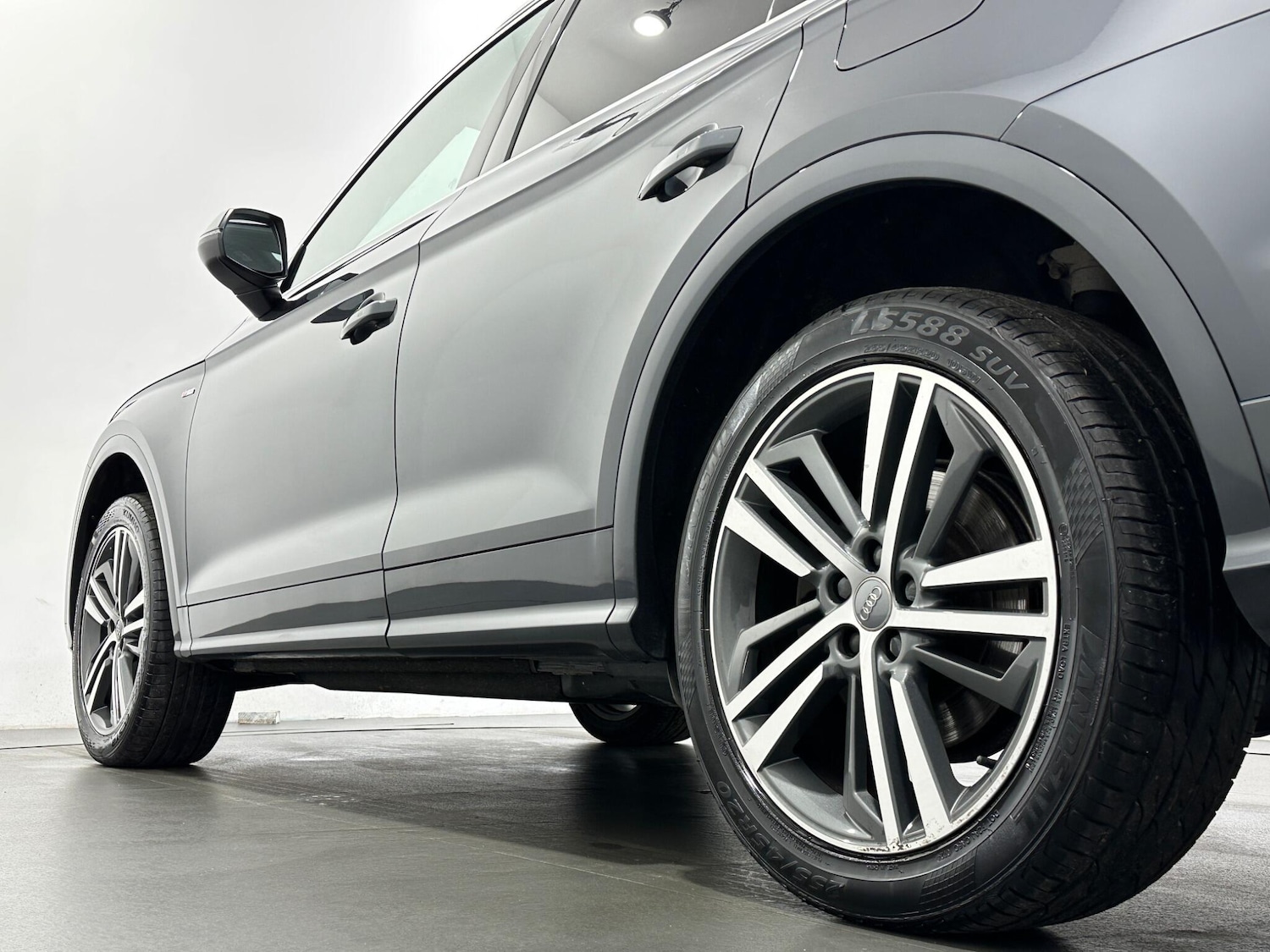 Used Audi Q5 2019 for sale - 76898865: Photo 50