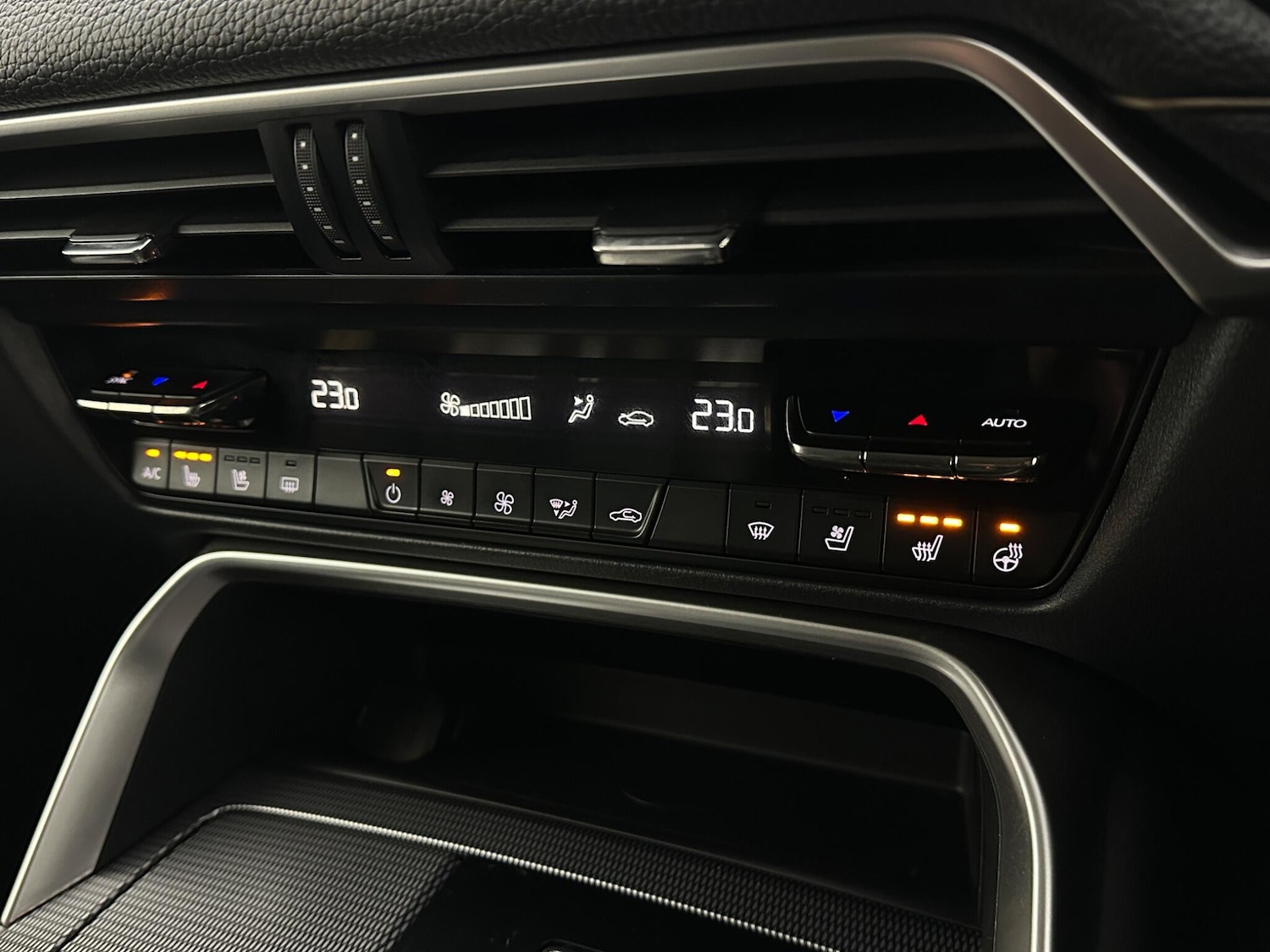 Used Mazda CX-60 2023 for sale - 77978143: Photo 22