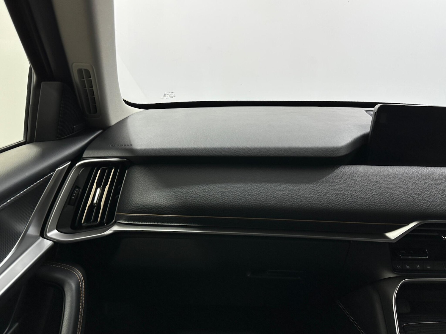 Used Mazda CX-60 2023 for sale - 77978143: Photo 30