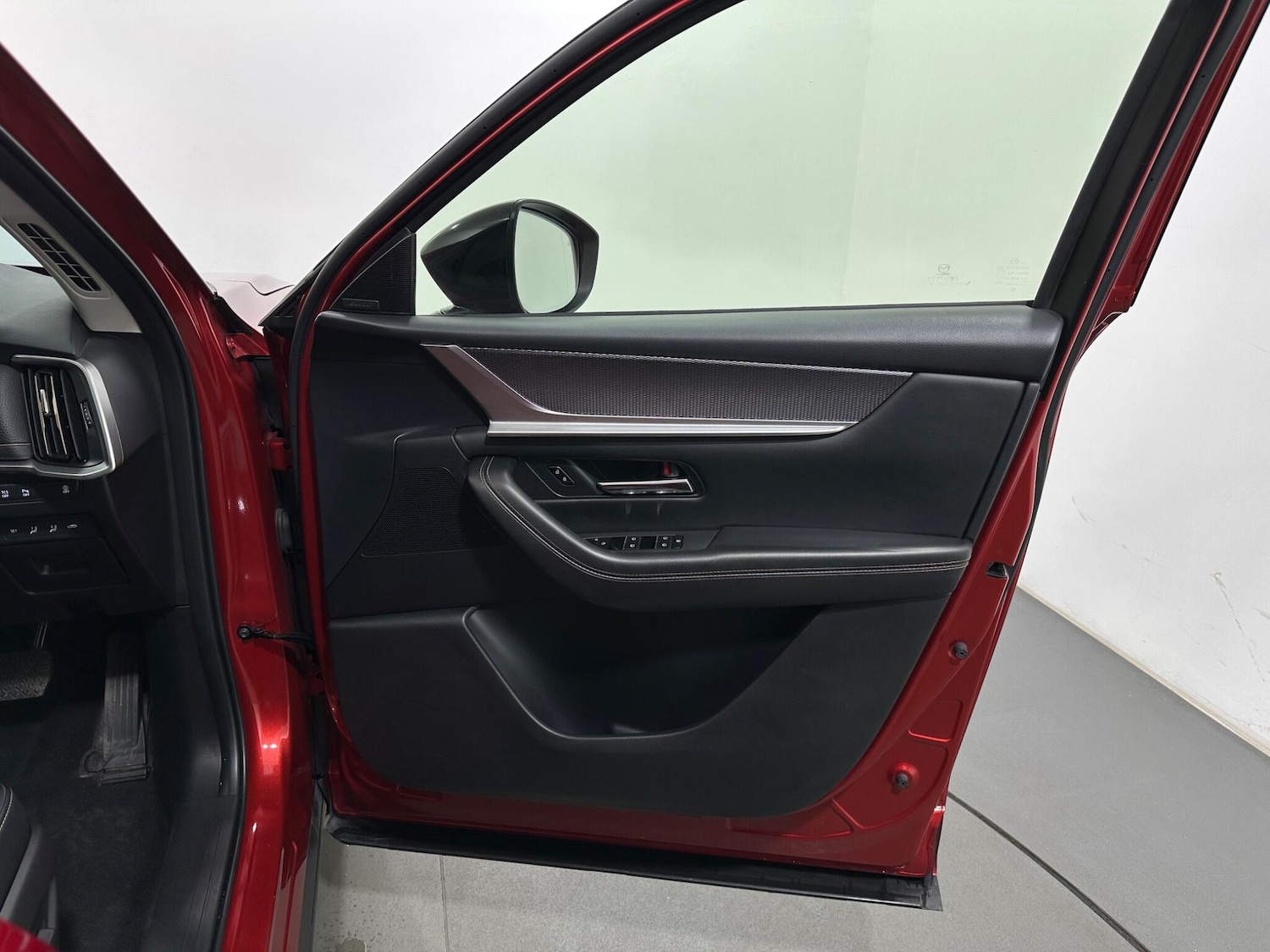 Used Mazda CX-60 2023 for sale - 77978143: Photo 35