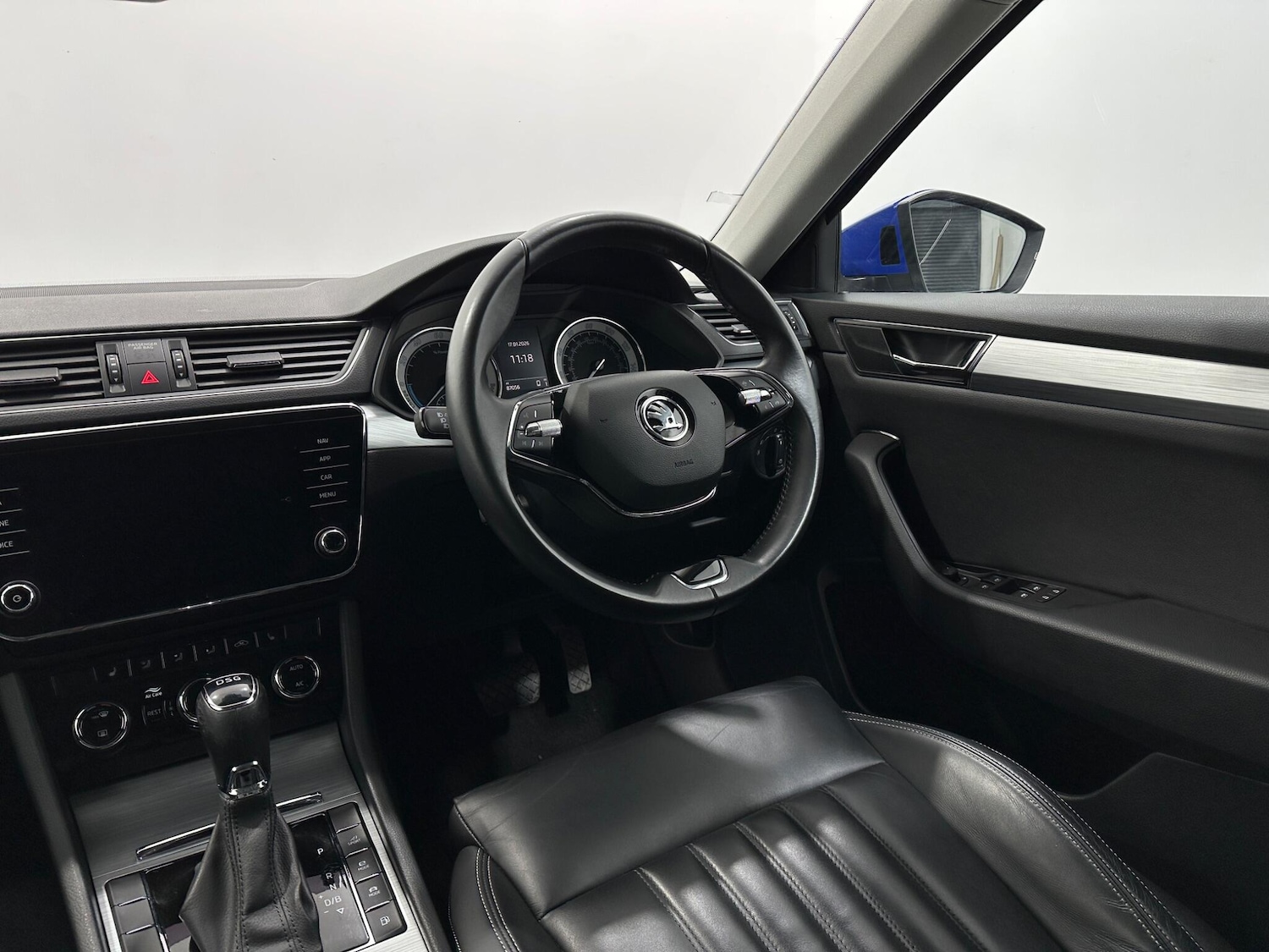 Used Skoda Superb 2021 for sale - 77237484: Photo 11