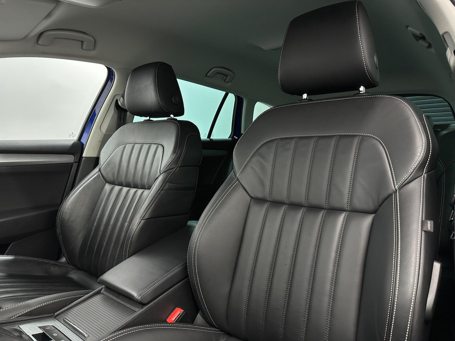 Used Skoda Superb 2021 for sale - 77237484: Photo 35