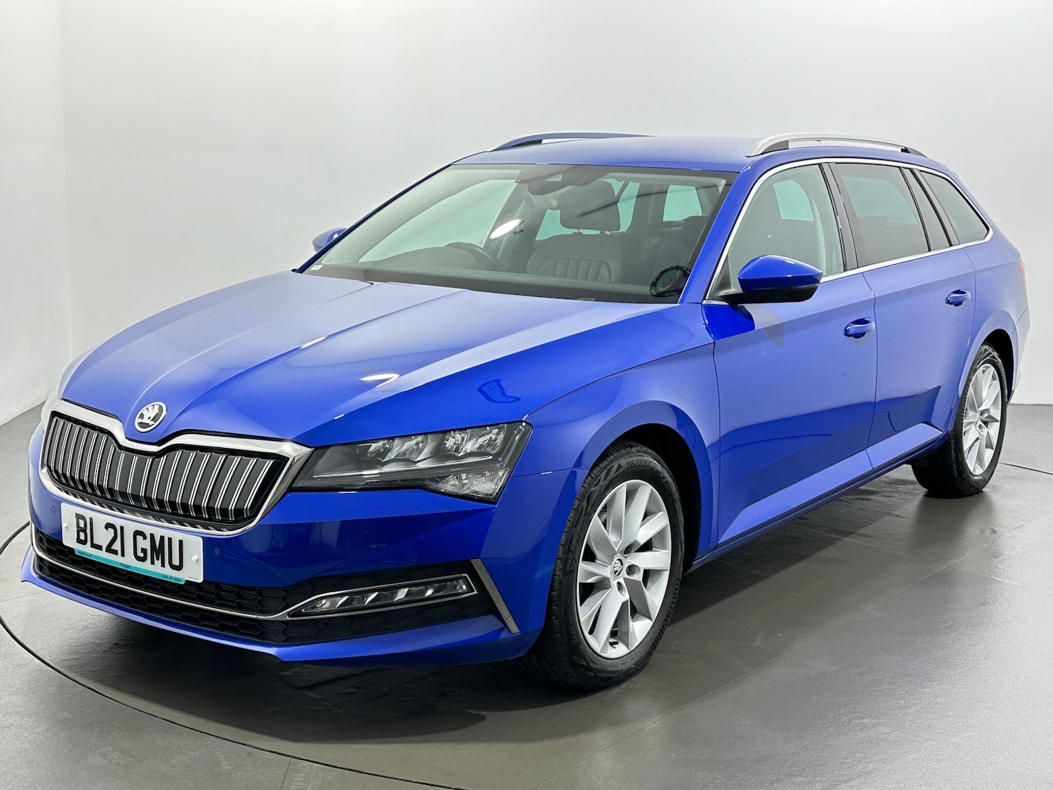 Used Skoda Superb 2021 for sale - 77237484: Photo 4