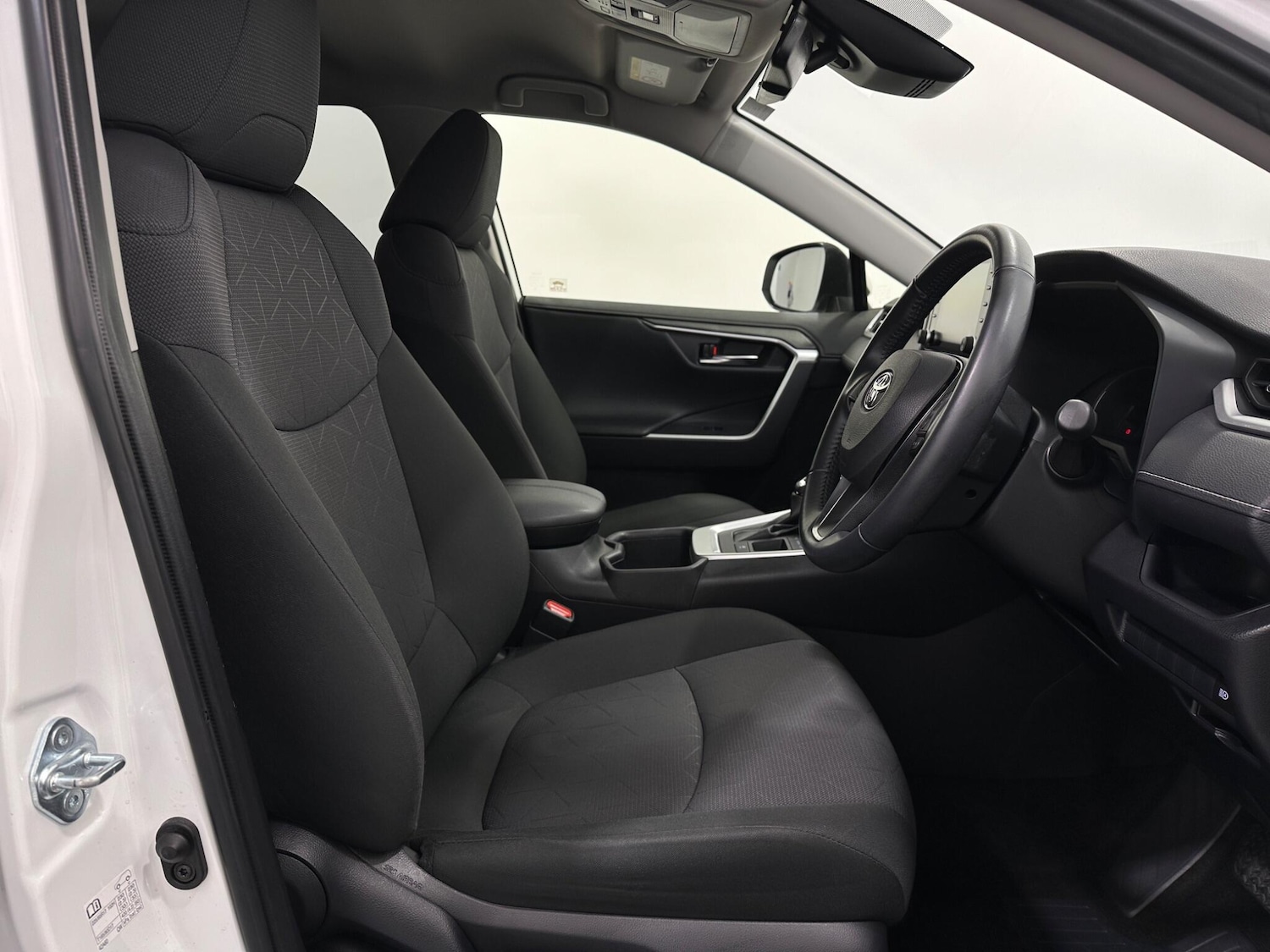 Used Toyota RAV4 2022 for sale - 76878595: Photo 27