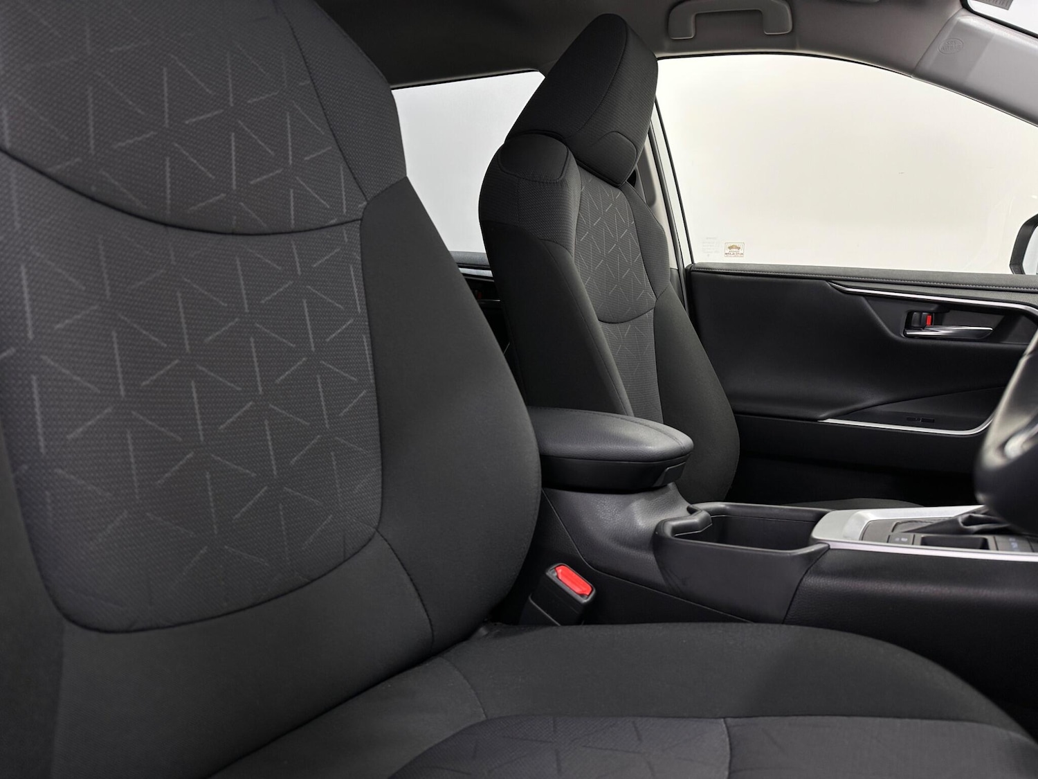 Used Toyota RAV4 2022 for sale - 76878595: Photo 28