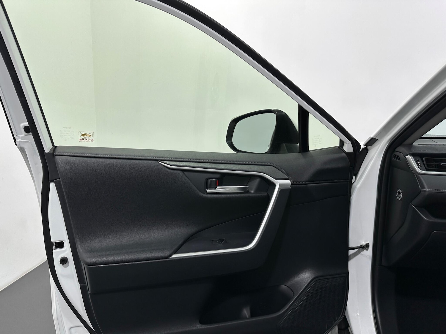 Used Toyota RAV4 2022 for sale - 76878595: Photo 34