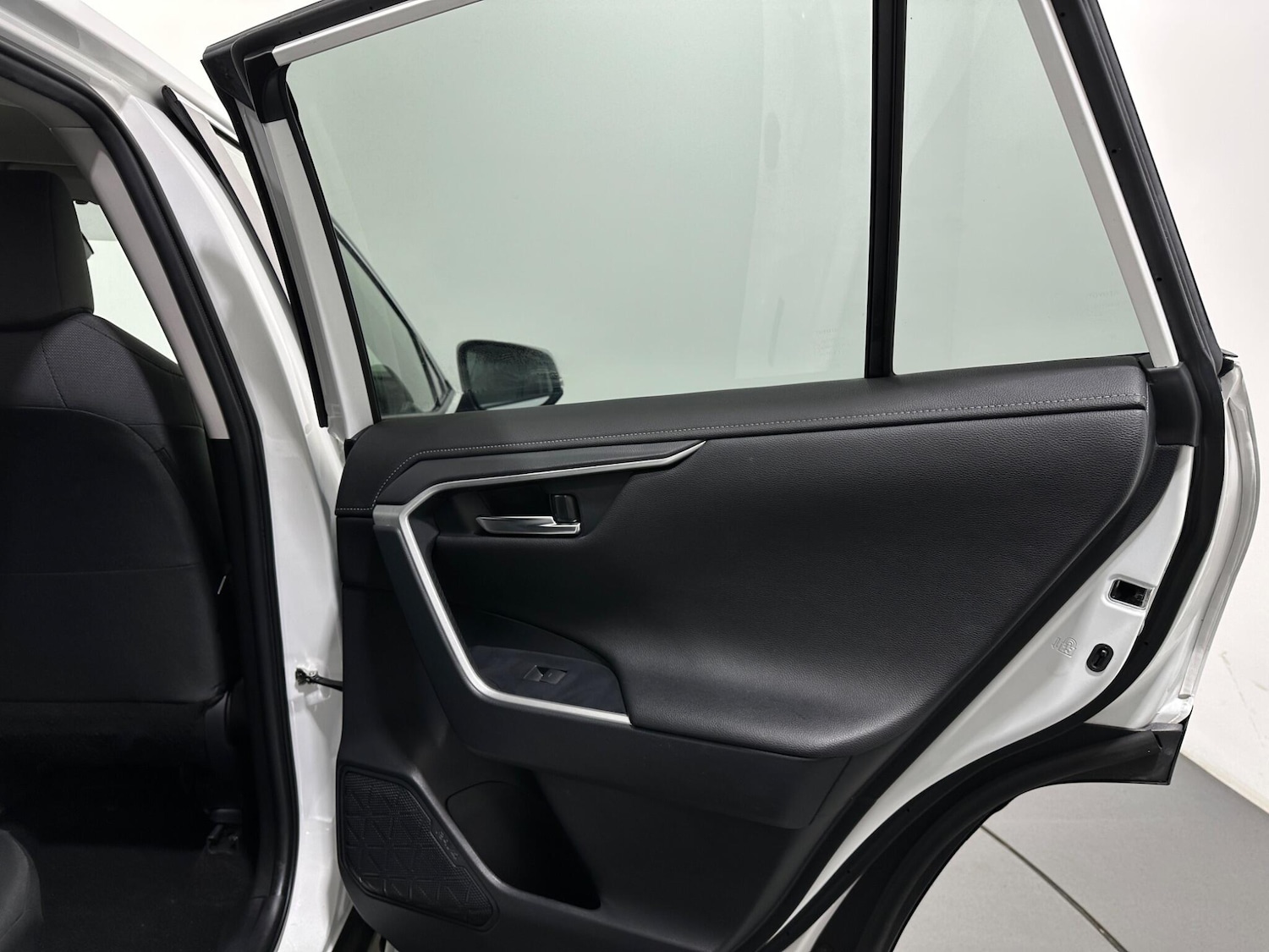 Used Toyota RAV4 2022 for sale - 76878595: Photo 40