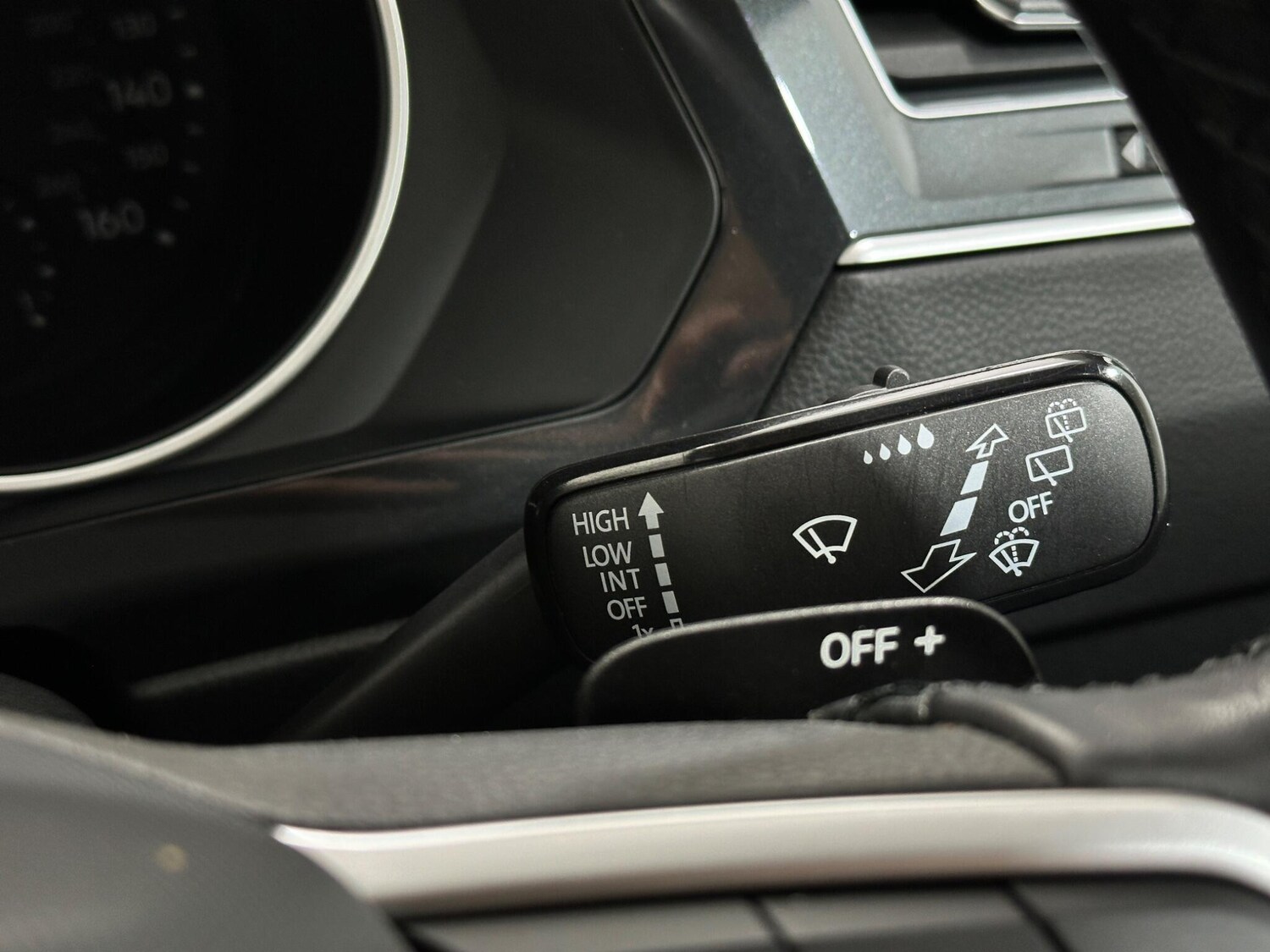 Used Volkswagen Tiguan for sale - 77892505: Photo 16