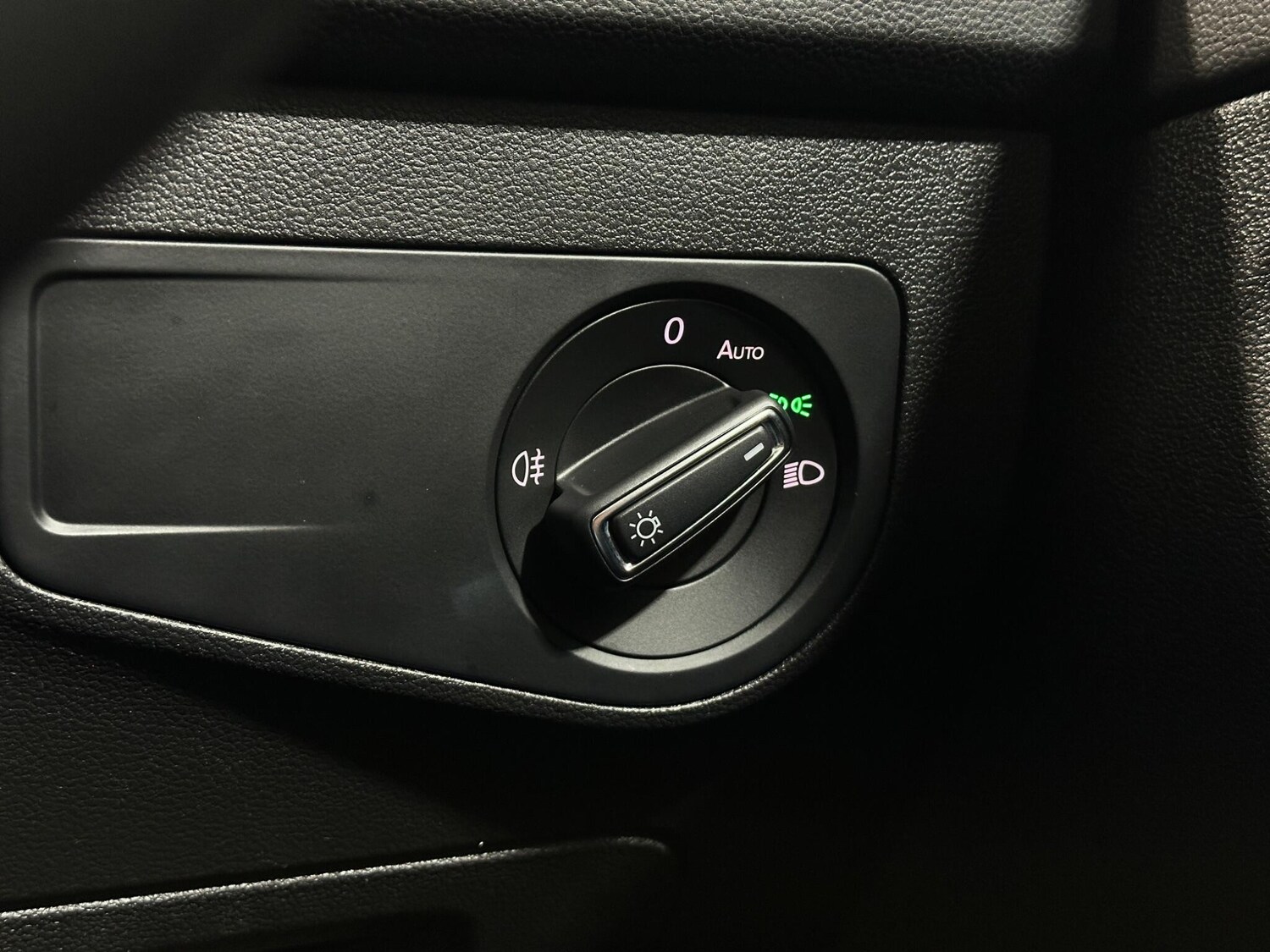 Used Volkswagen Tiguan for sale - 77892505: Photo 17