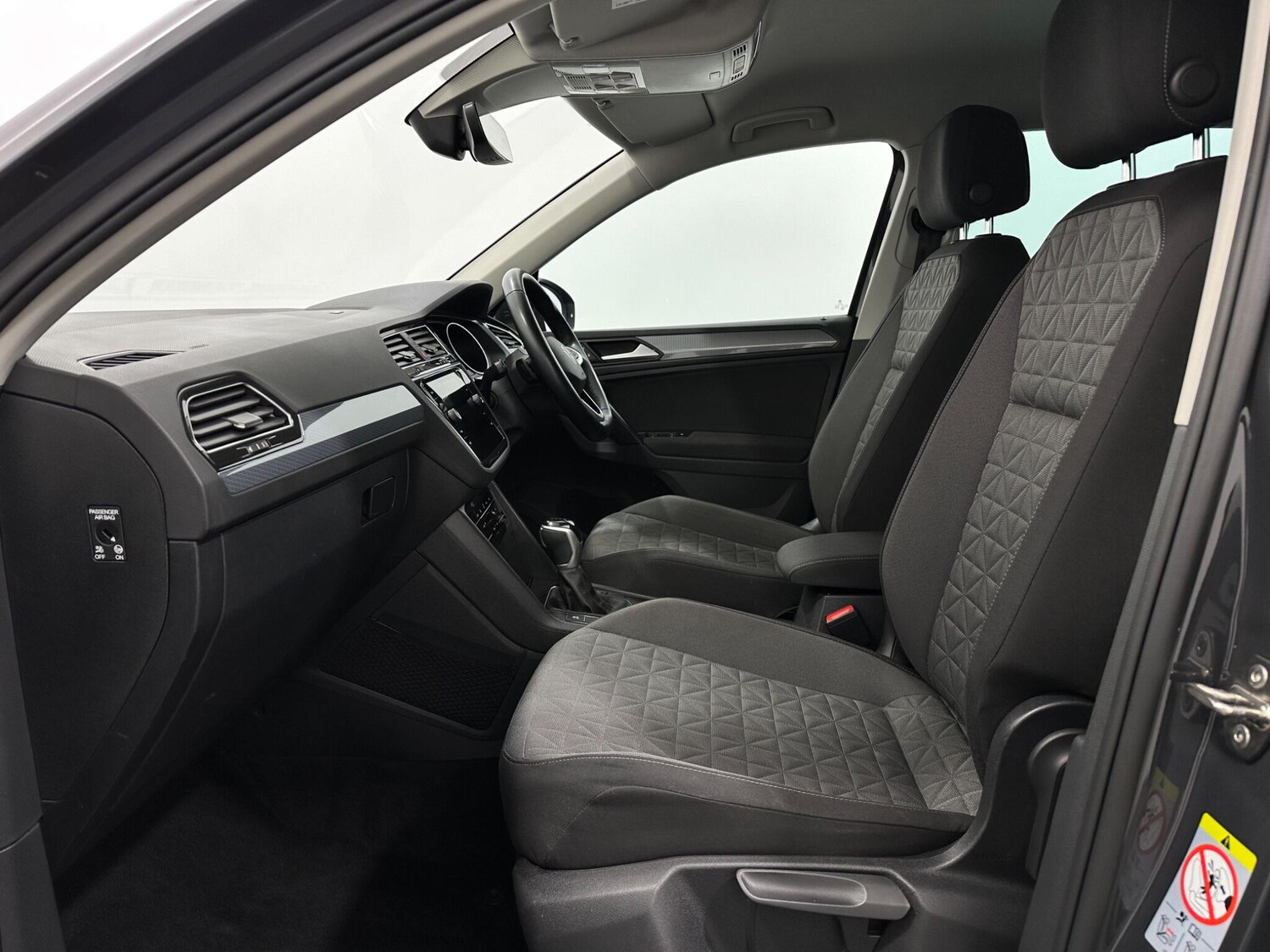 Used Volkswagen Tiguan for sale - 77892505: Photo 35