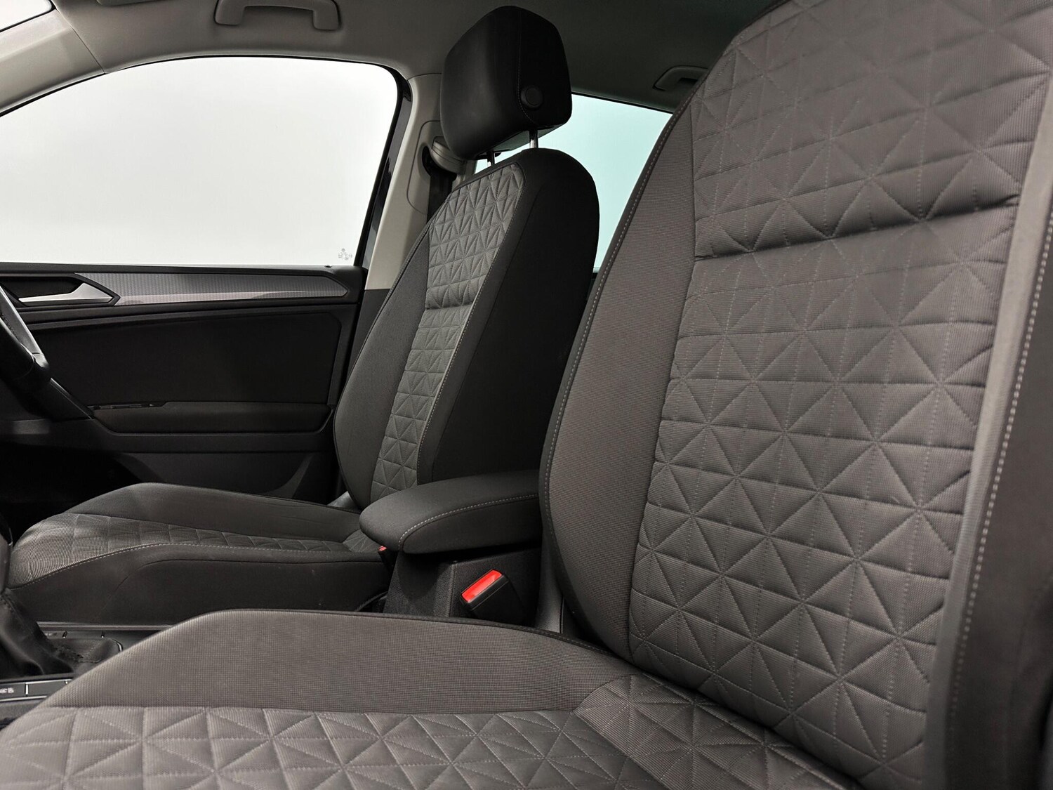 Used Volkswagen Tiguan for sale - 77892505: Photo 36