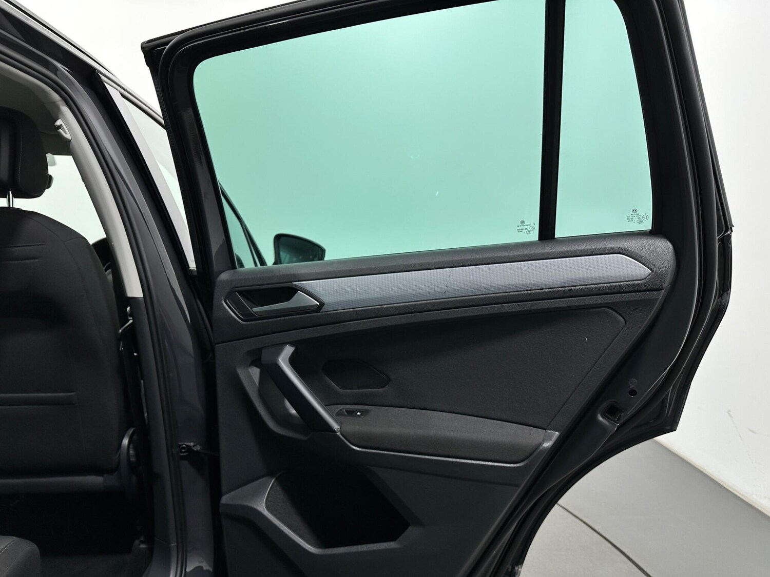 Used Volkswagen Tiguan for sale - 77892505: Photo 44