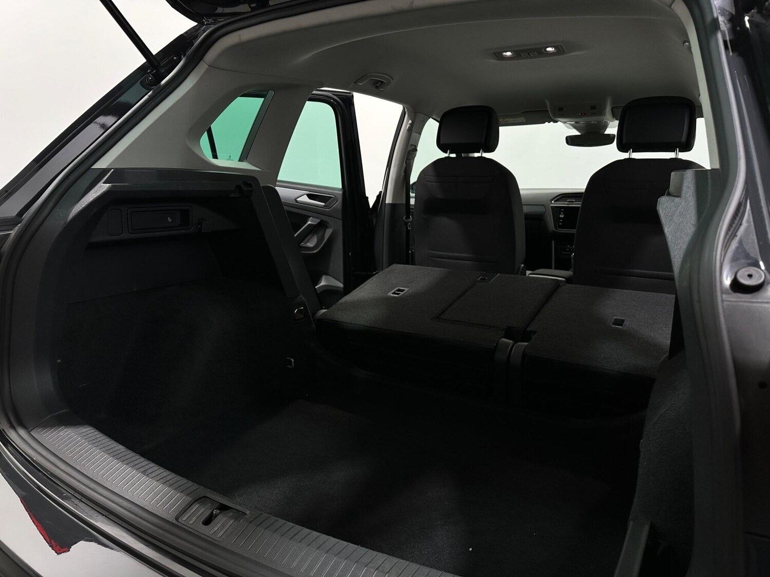 Used Volkswagen Tiguan for sale - 77892505: Photo 46