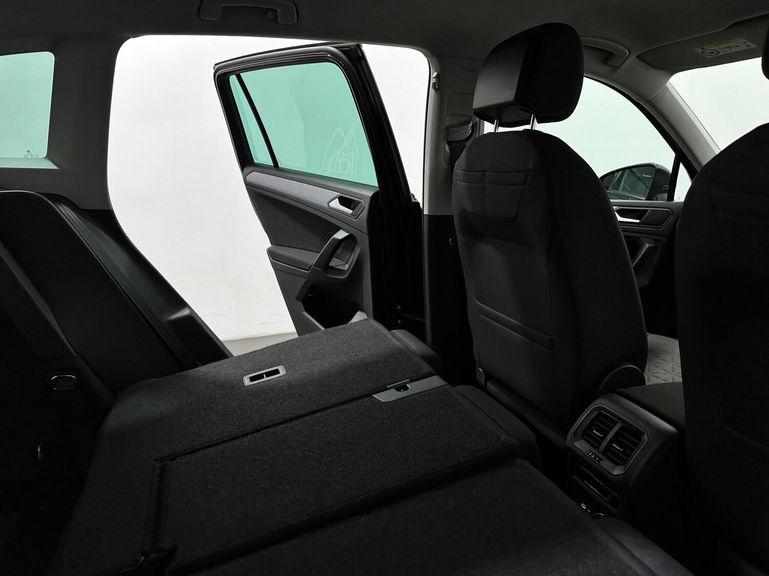 Used Volkswagen Tiguan for sale - 77892505: Photo 47