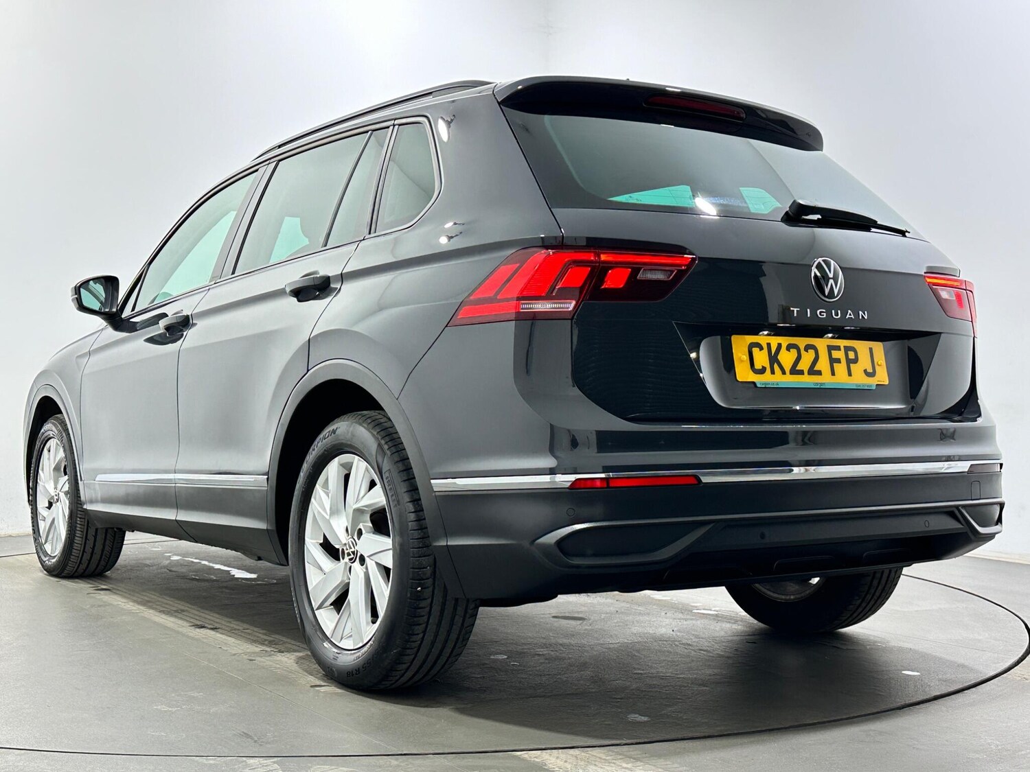 Used Volkswagen Tiguan for sale - 77892505: Photo 49