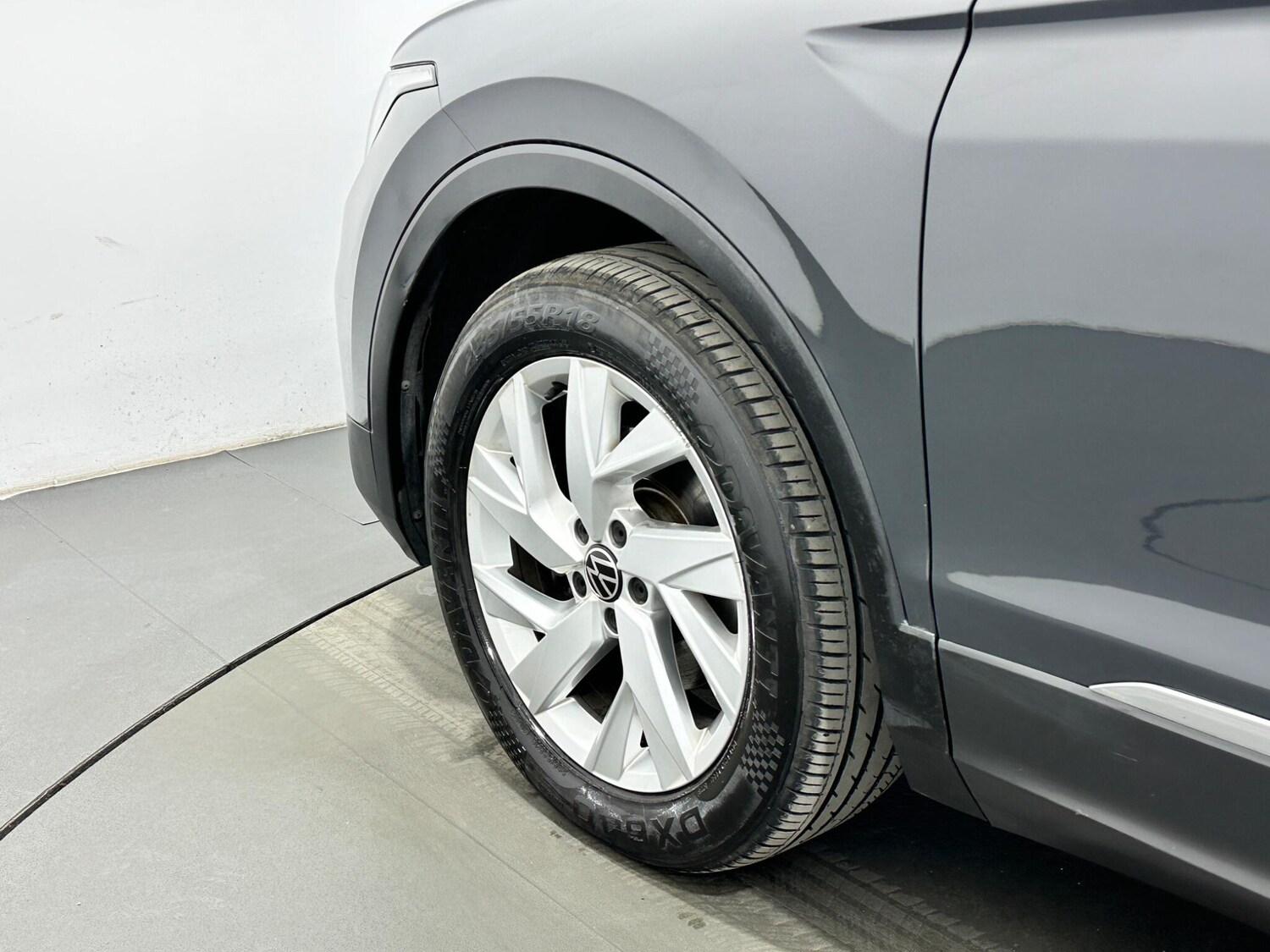 Used Volkswagen Tiguan for sale - 77892505: Photo 51