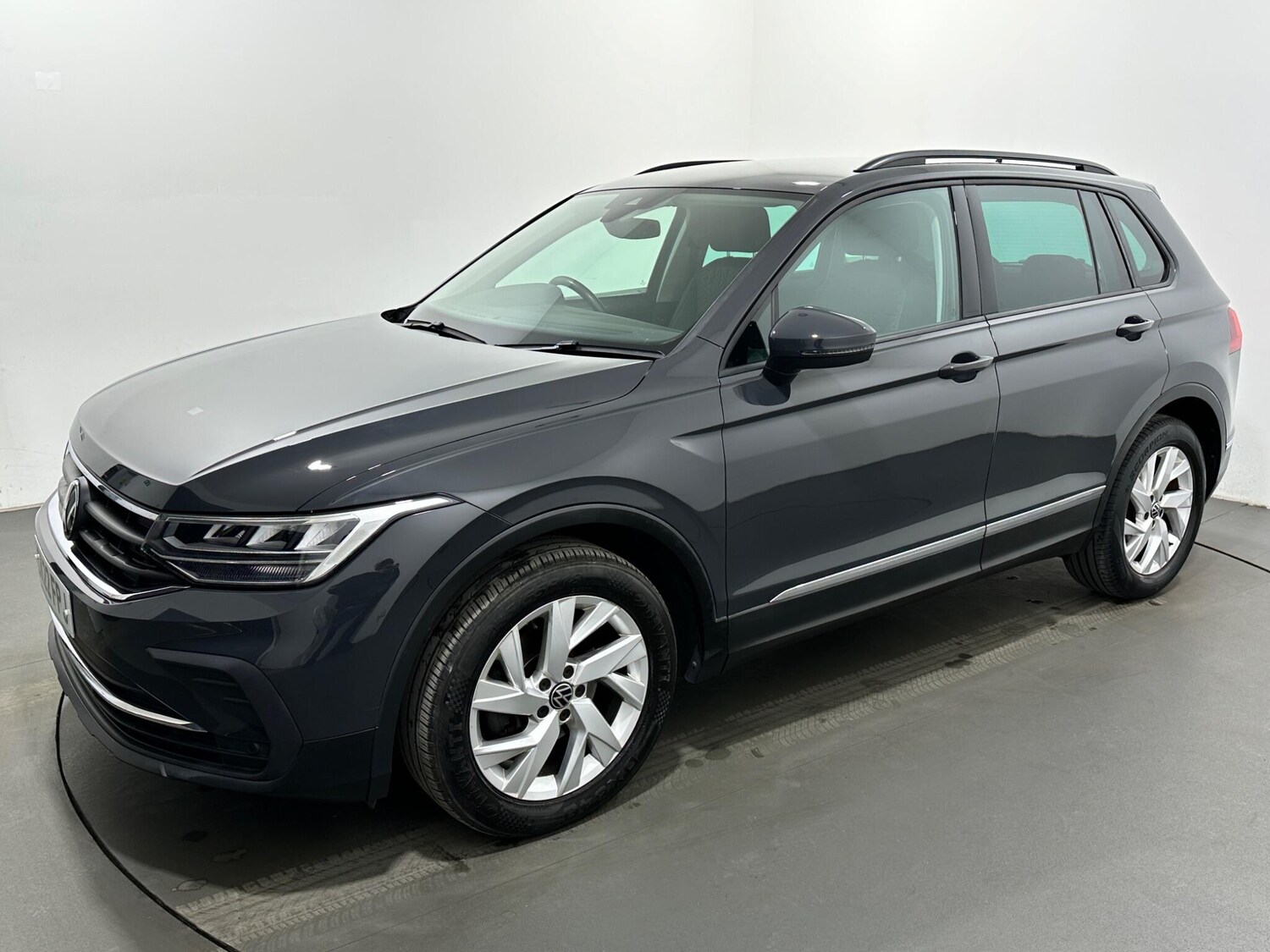Used Volkswagen Tiguan for sale - 77892505: Photo 54