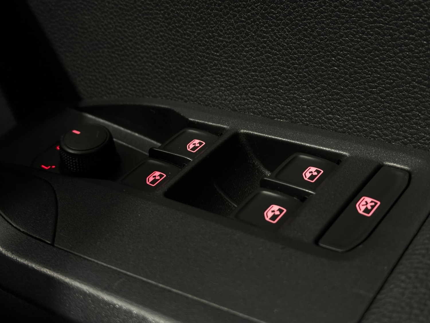 Used SEAT Arona 2023 for sale - 76878606: Photo 17