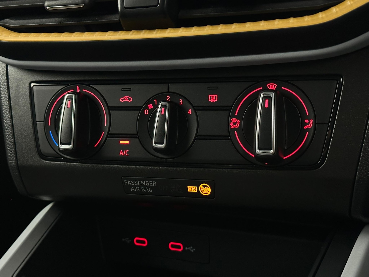 Used SEAT Arona 2023 for sale - 76878606: Photo 19