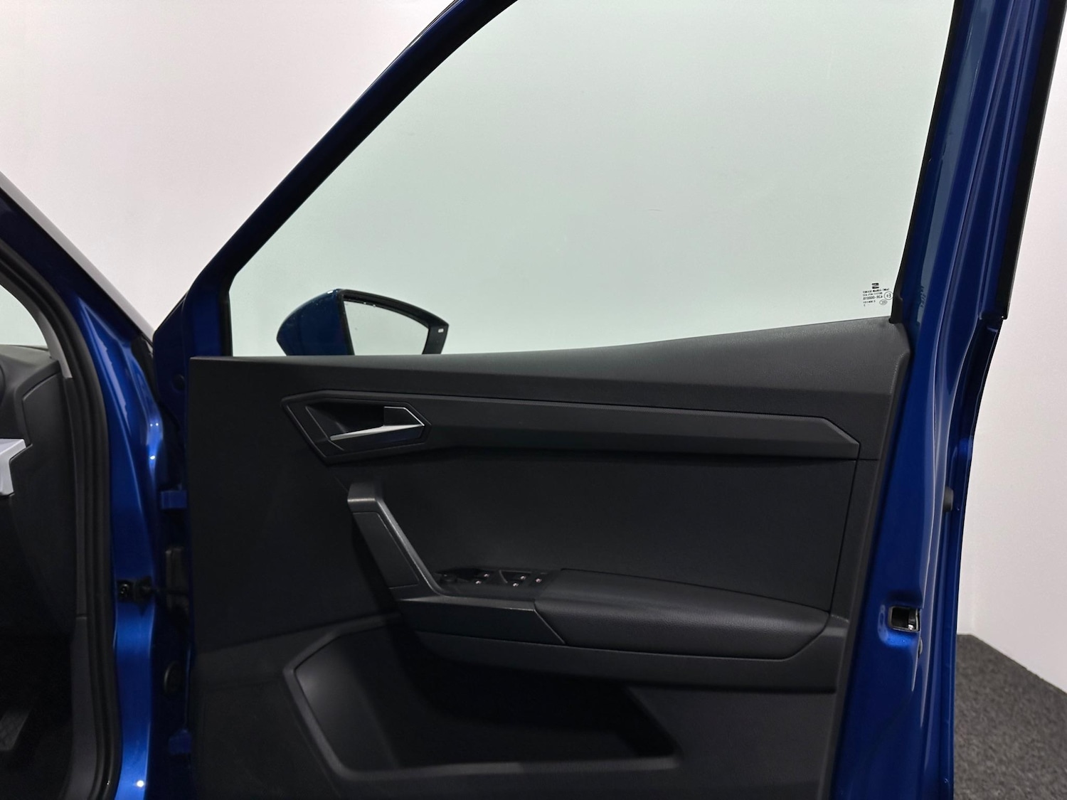 Used SEAT Arona 2023 for sale - 76878606: Photo 31