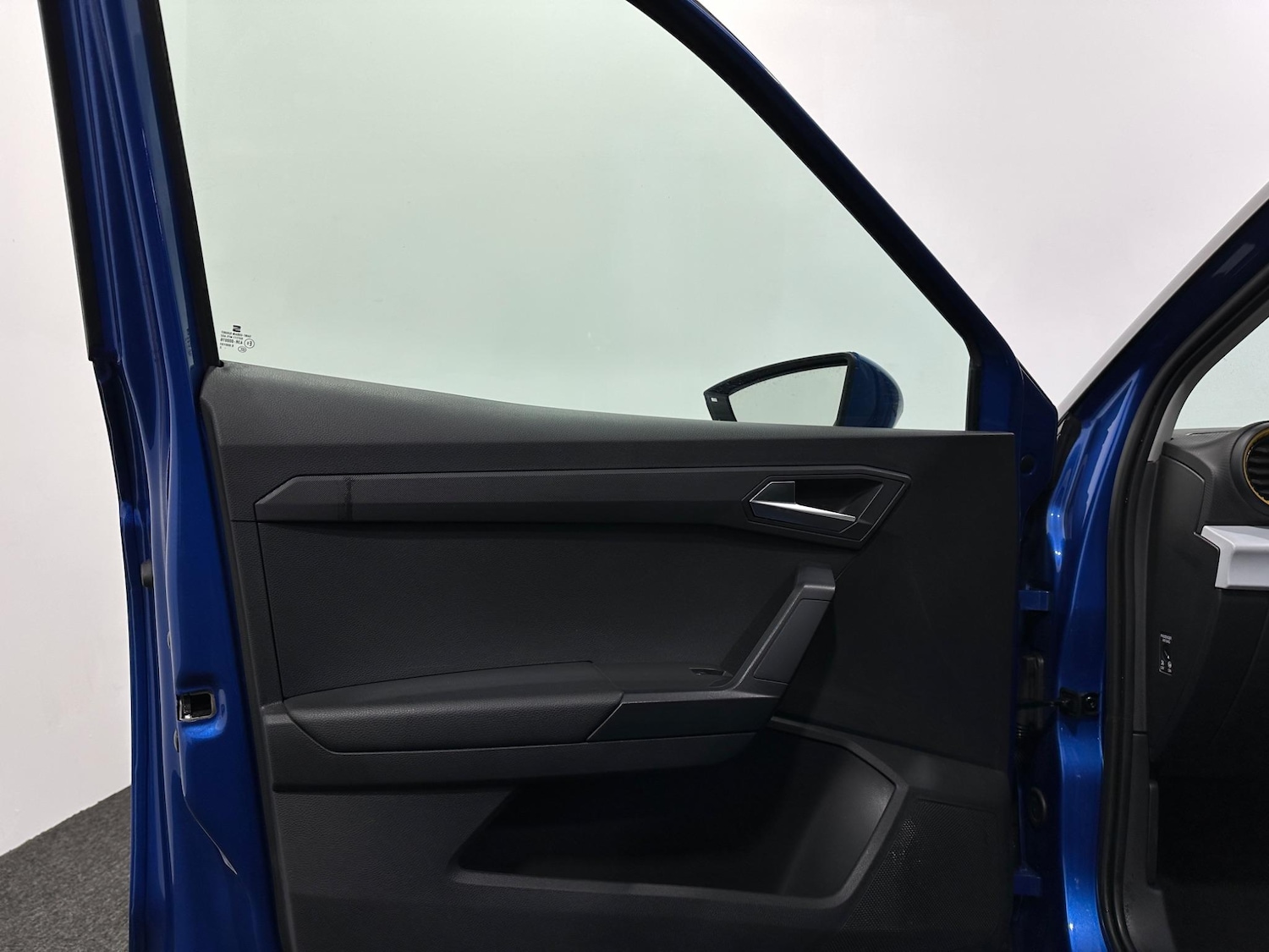 Used SEAT Arona 2023 for sale - 76878606: Photo 35