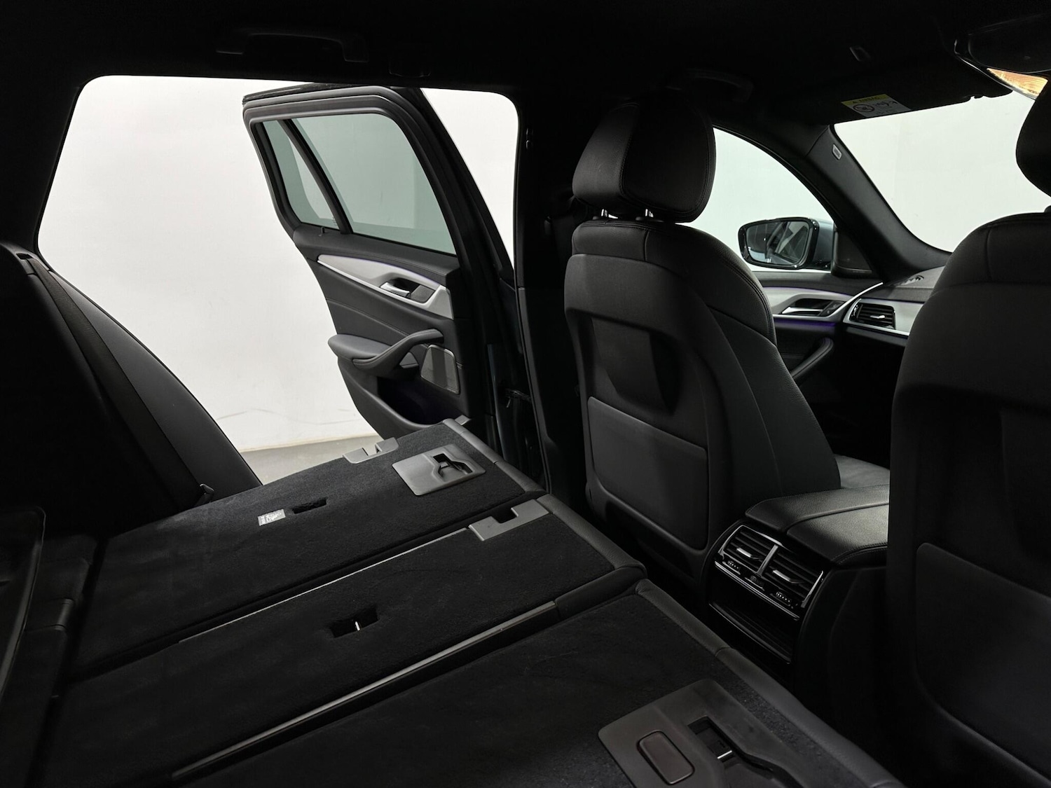 Used BMW 5 Series 2019 for sale - 78115327: Photo 47