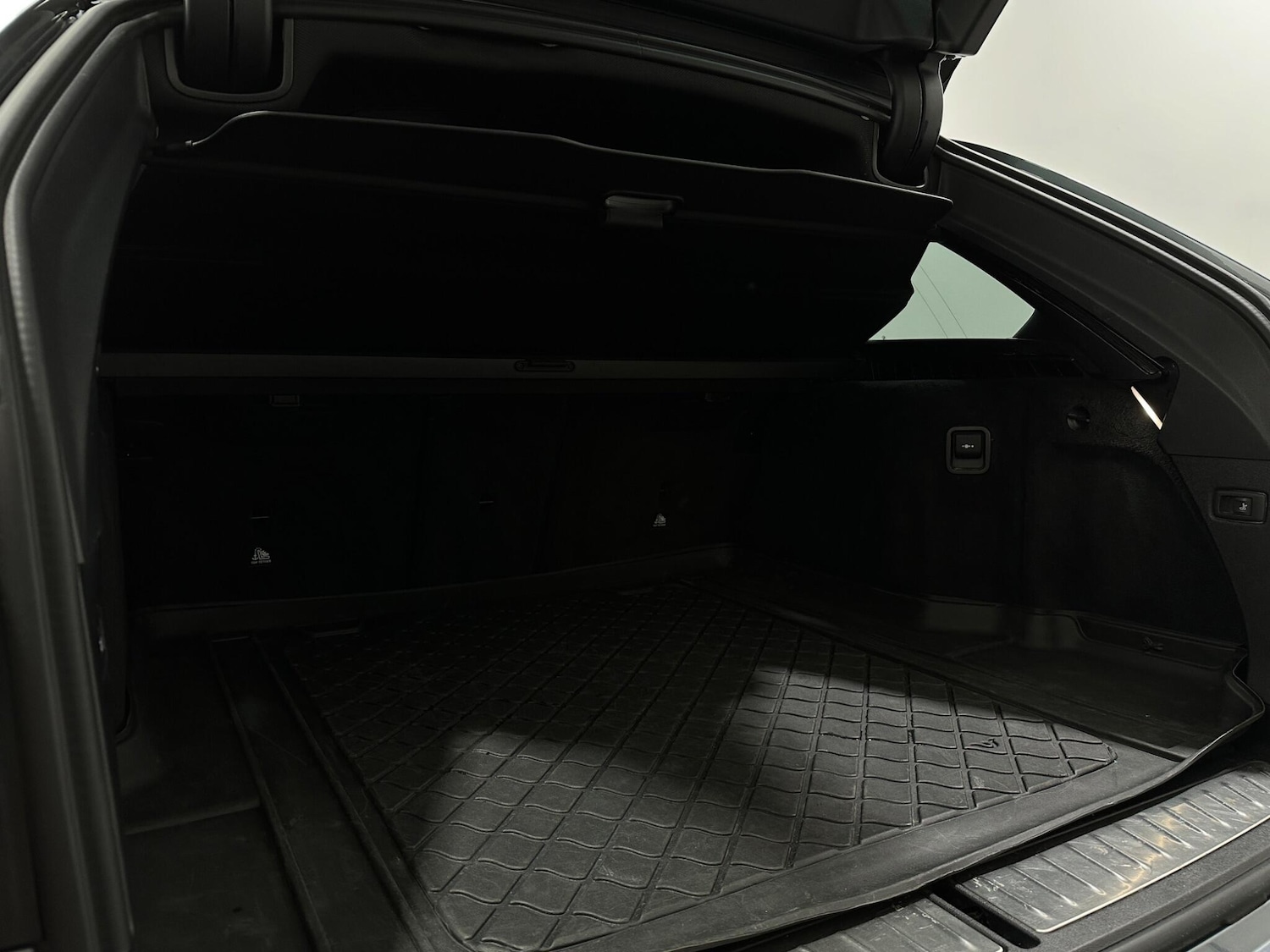 Used BMW 5 Series 2019 for sale - 78115327: Photo 48