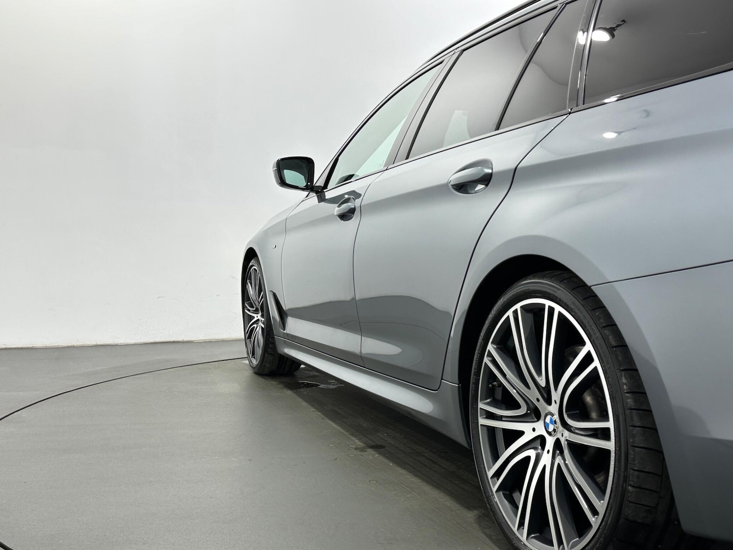 Used BMW 5 Series 2019 for sale - 78115327: Photo 51