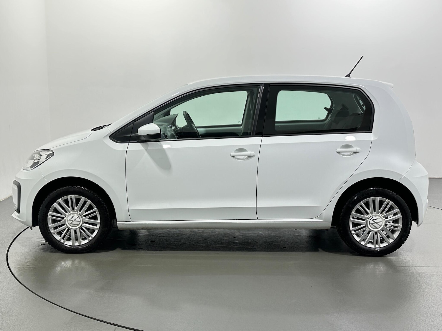 Used Volkswagen up! 2021 for sale - 77455593: Photo 5