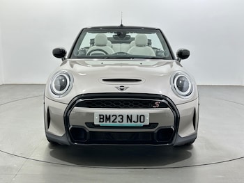 Used MINI Convertible 2023 for sale - 78481142: Photo