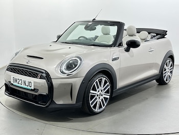 Used MINI Convertible 2023 for sale - 78481142: Photo