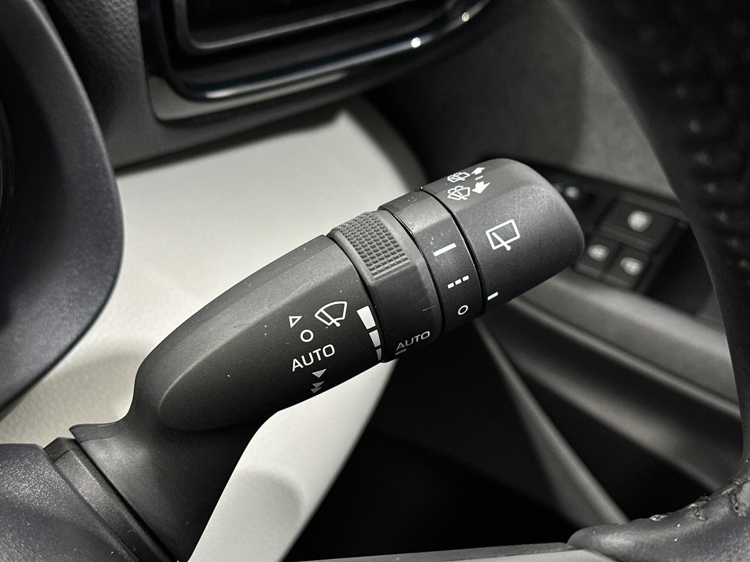 Used Toyota Yaris 2021 for sale - 77549537: Photo 17