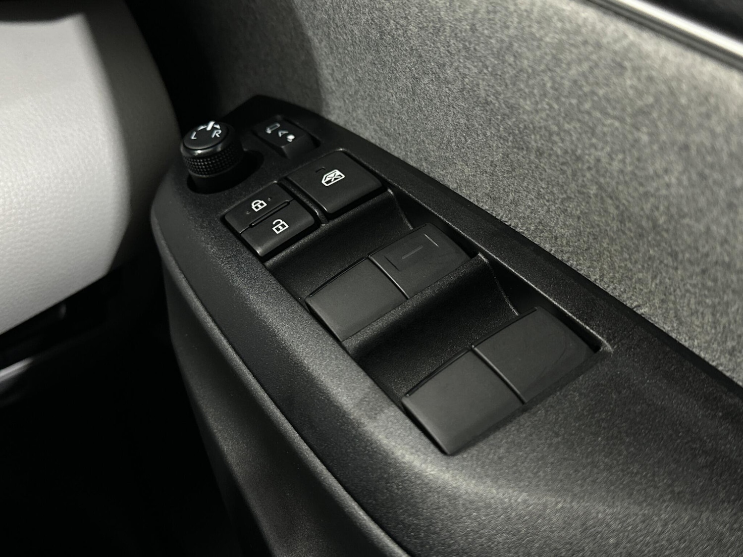 Used Toyota Yaris 2021 for sale - 77549537: Photo 18