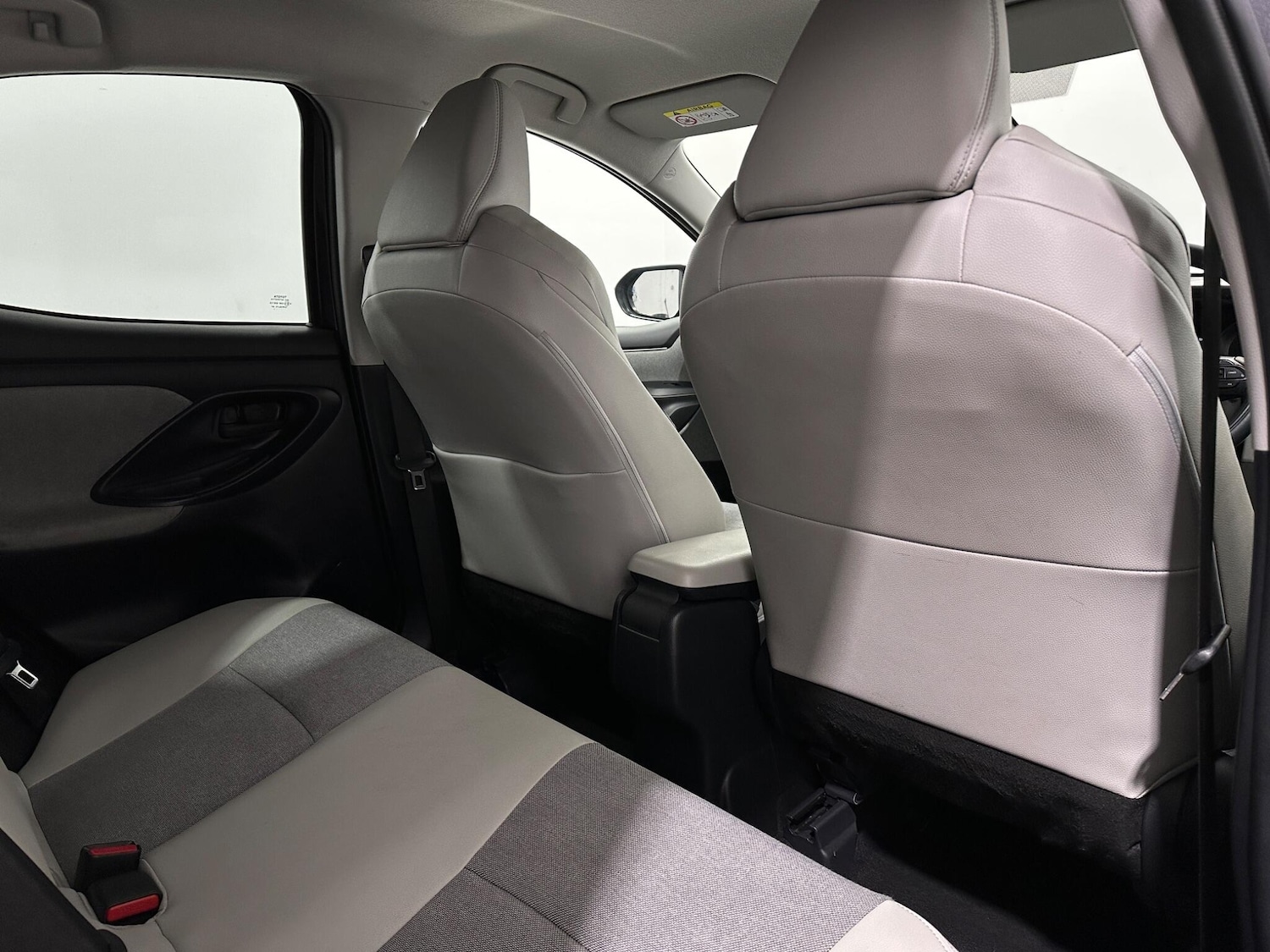 Used Toyota Yaris 2021 for sale - 77549537: Photo 38