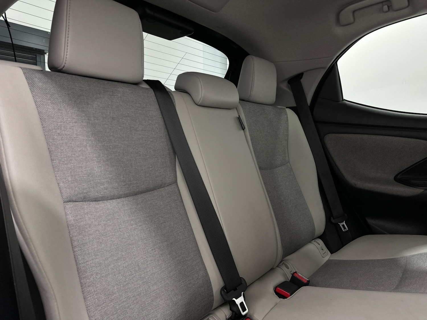 Used Toyota Yaris 2021 for sale - 77549537: Photo 39