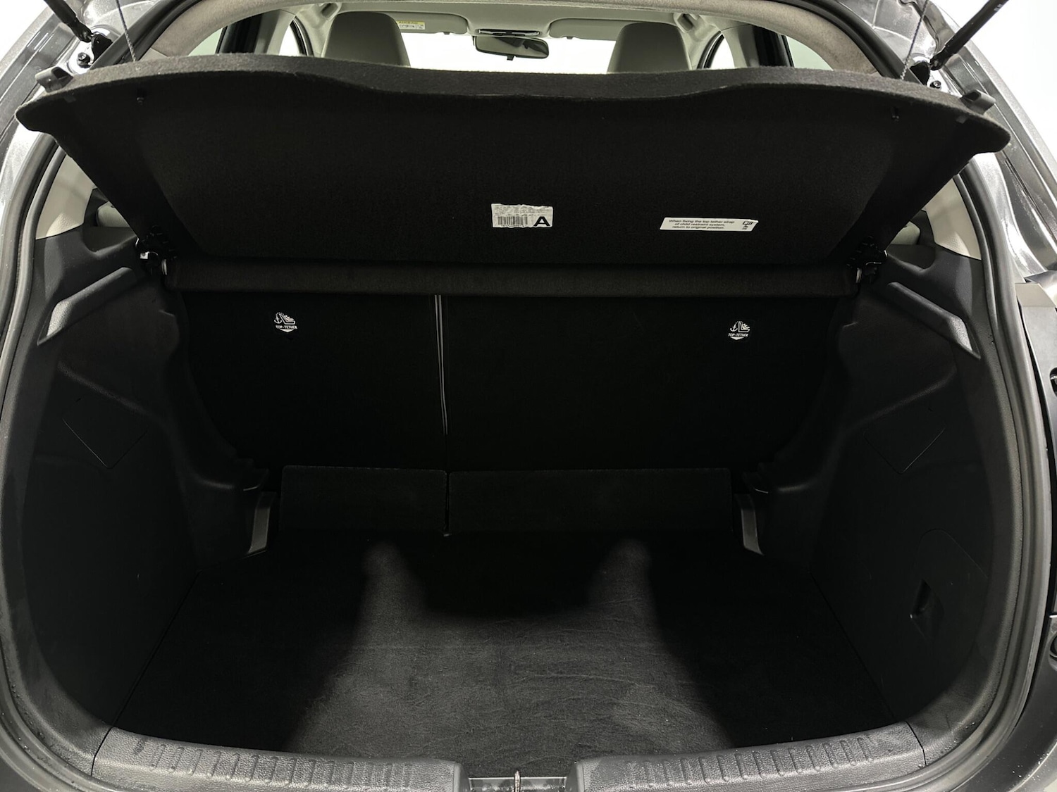 Used Toyota Yaris 2021 for sale - 77549537: Photo 44