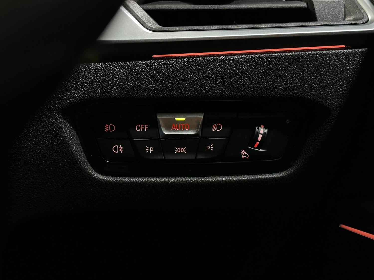 Used BMW 3 Series 2019 for sale - 76878665: Photo 16