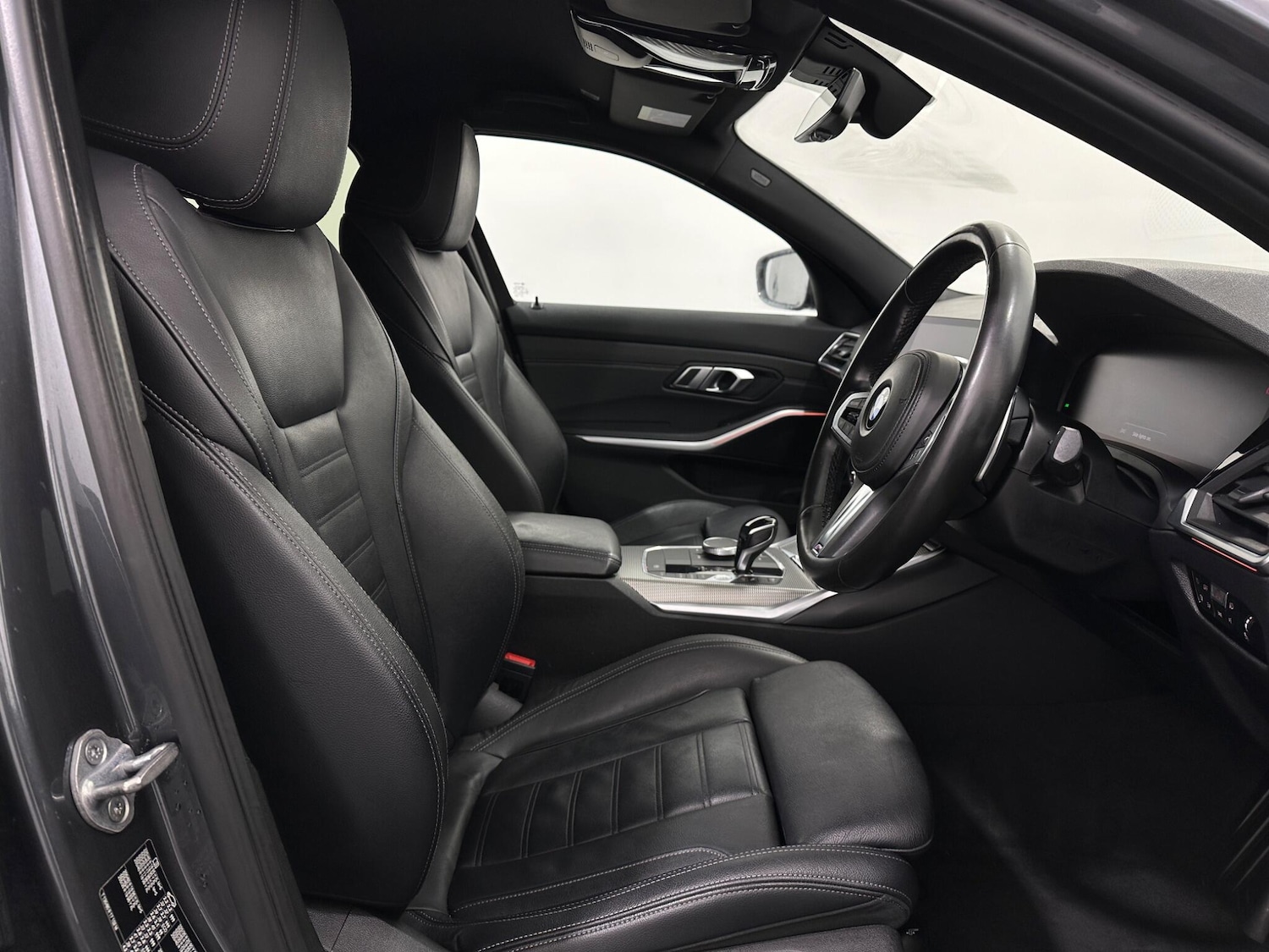 Used BMW 3 Series 2019 for sale - 76878665: Photo 30