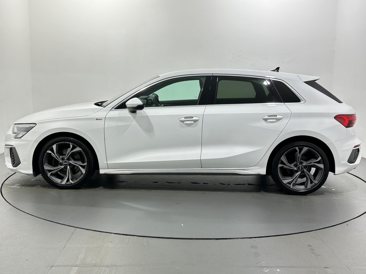 Used Audi A3 2021 for sale - 76878986: Photo 5