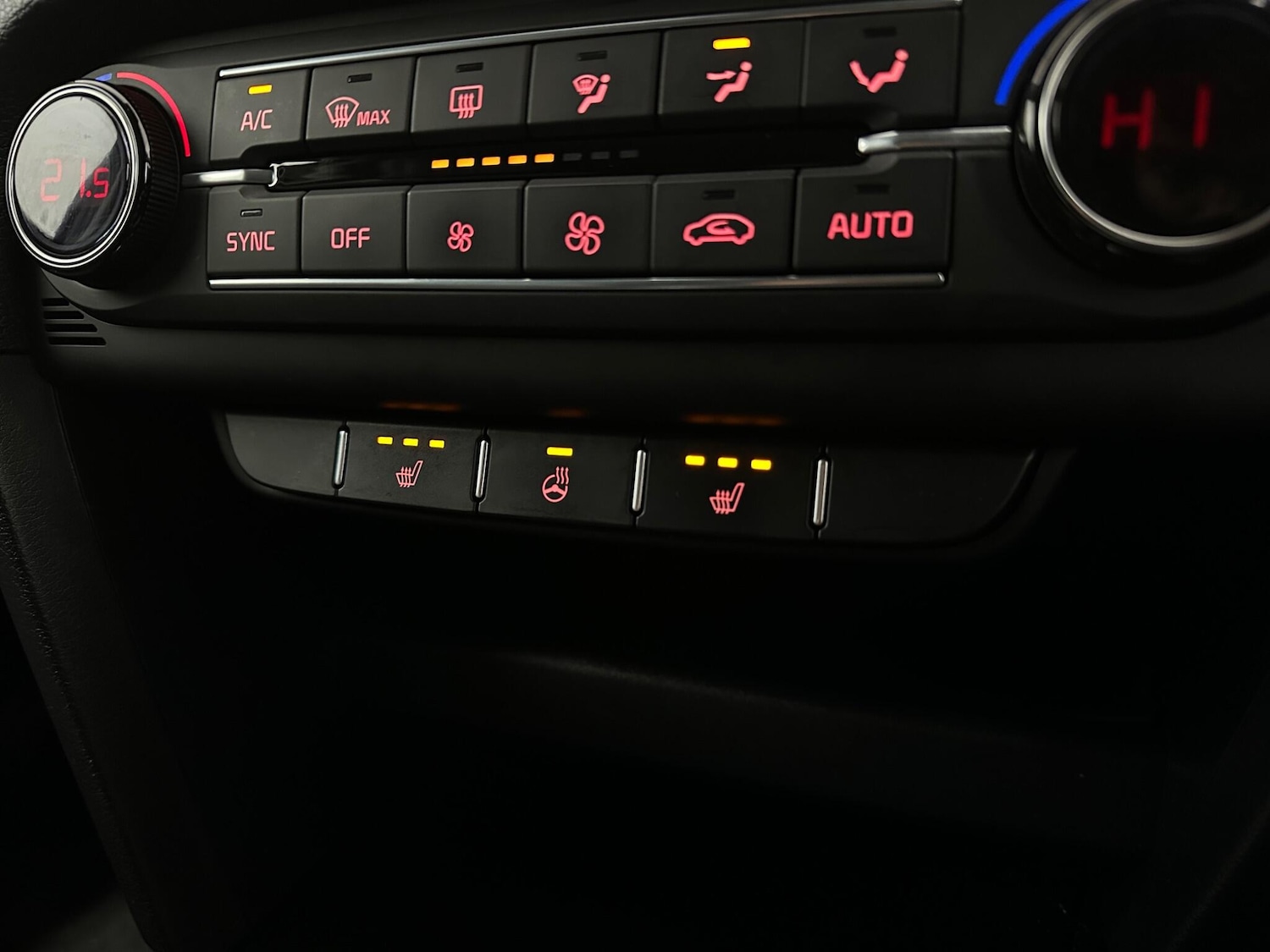 Used Kia XCeed 2020 for sale - 77017135: Photo 20